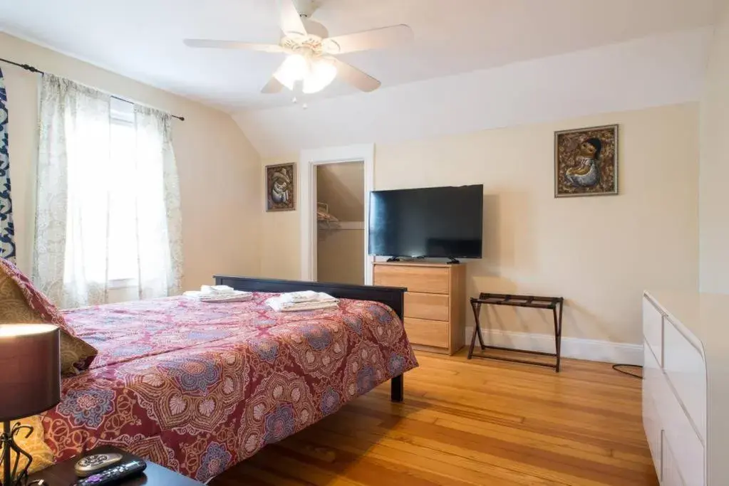 Three-Bedroom Apartment - Third Floor in Apartments in Salem Three-Bedroom Apartment - Third Floor in Apartments in Salem