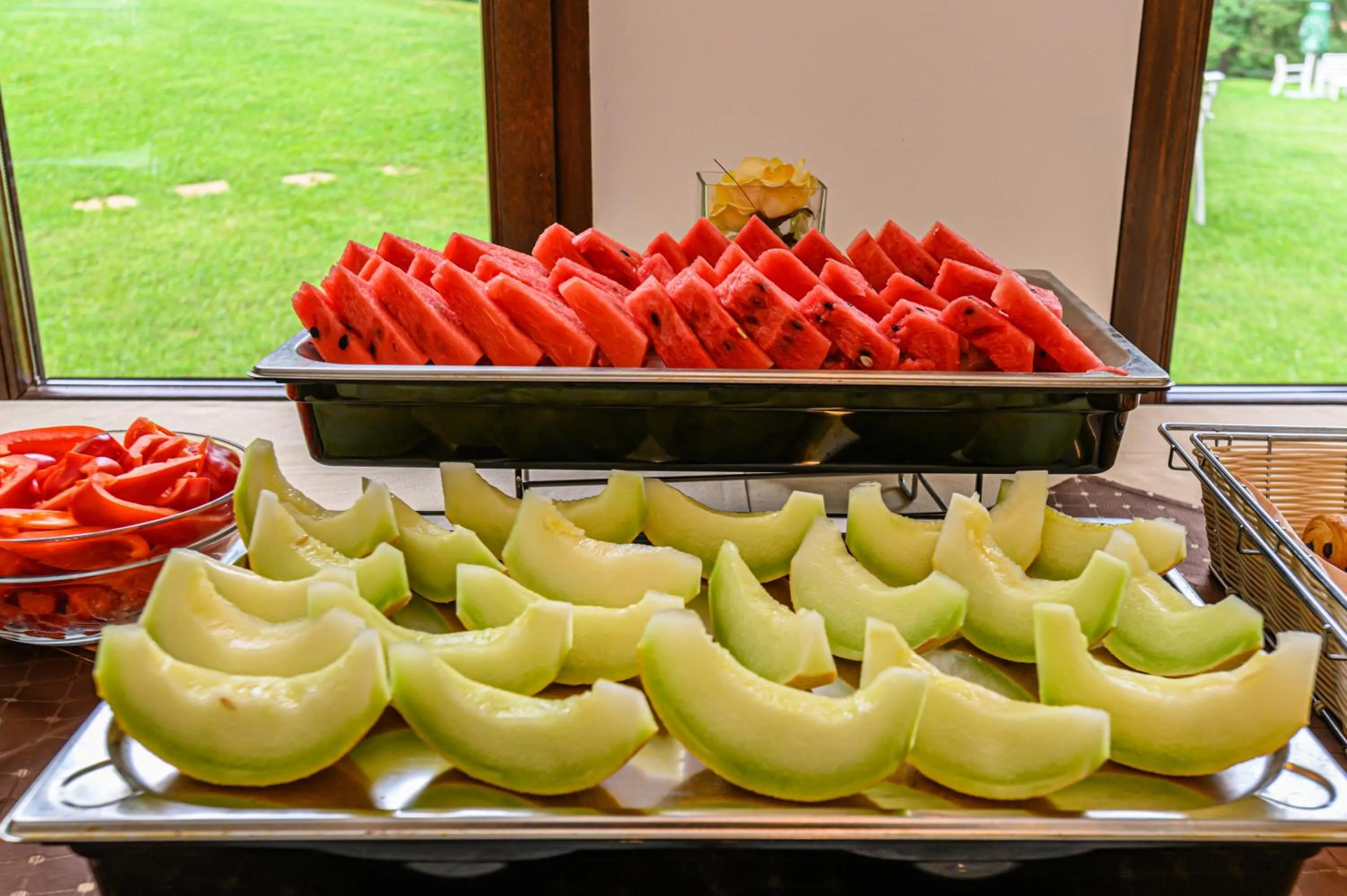 Breakfast in Hotel Casa Viorel jacuzzi & saunas