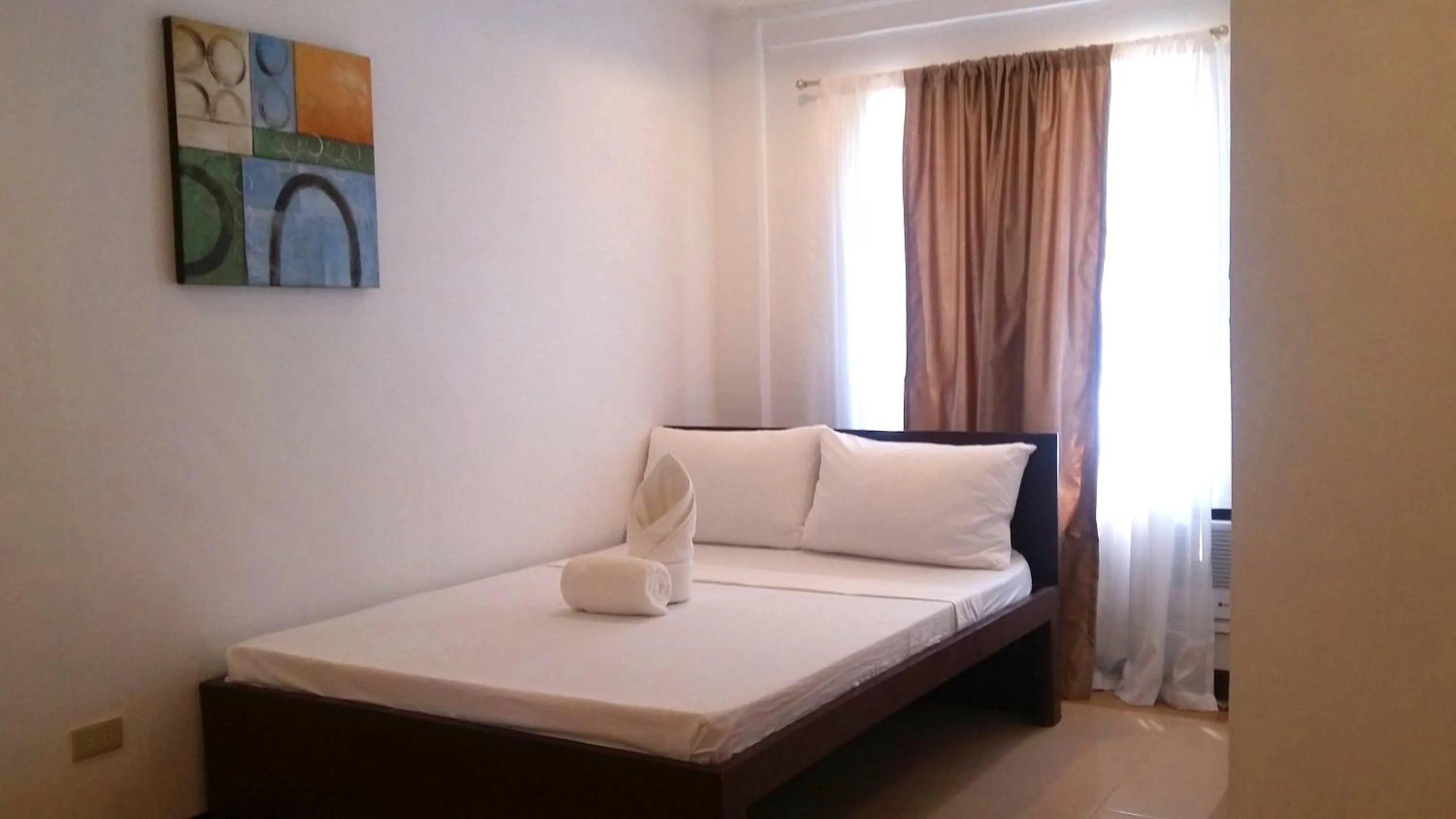 Bed in Ricardo Valley Inn