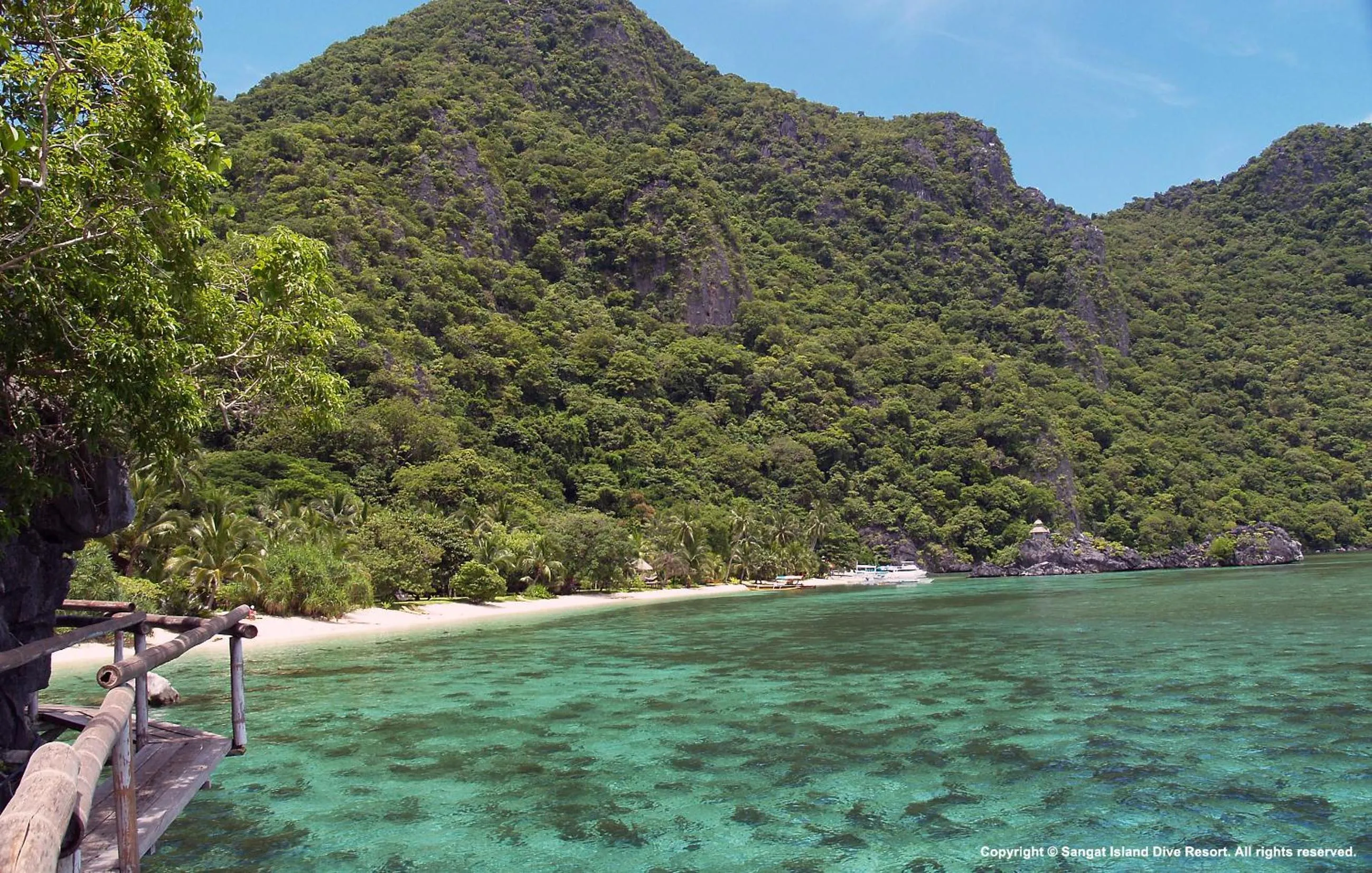 Day in Sangat Island Dive Resort