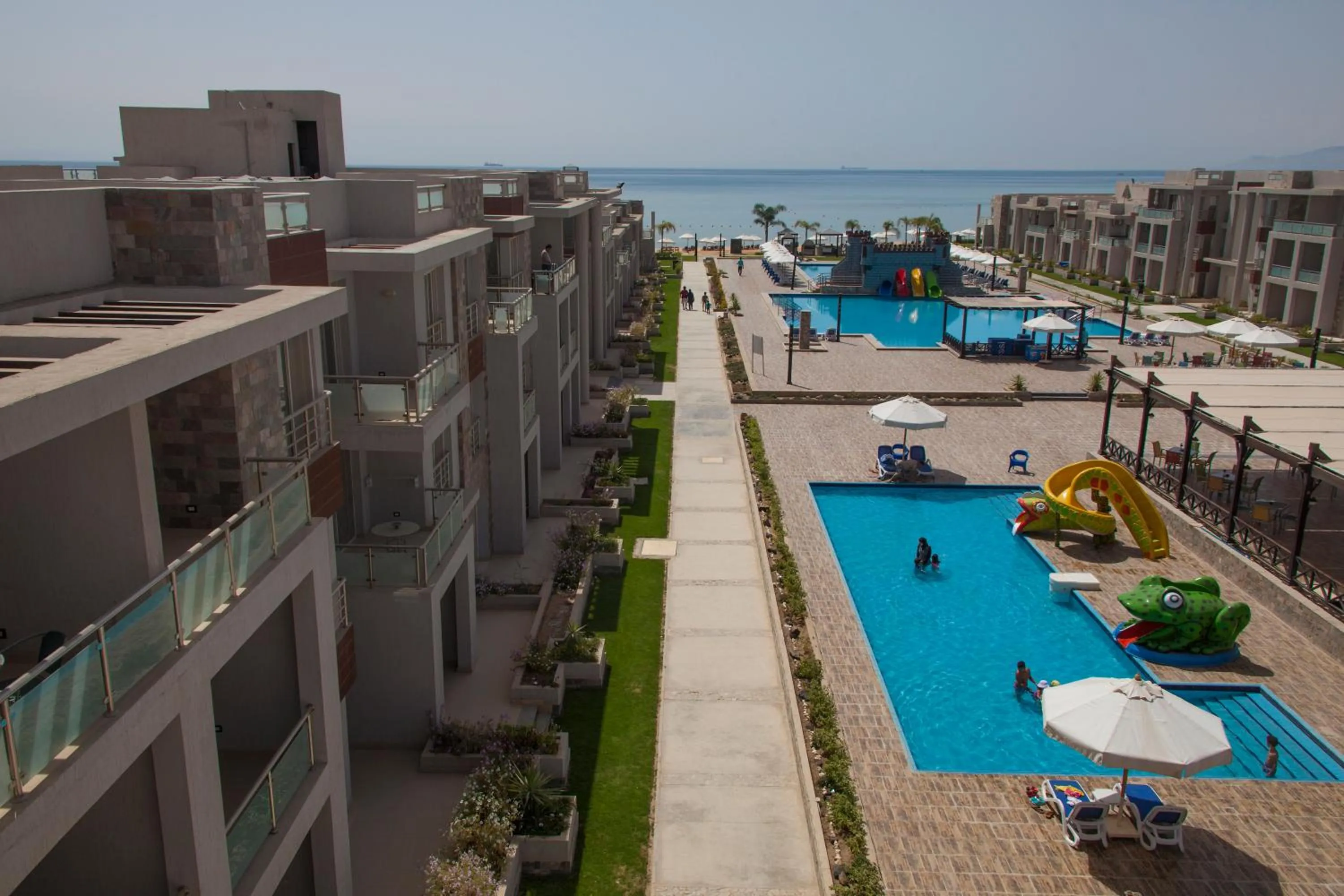 Beach in Elite Residence Aqua Park
