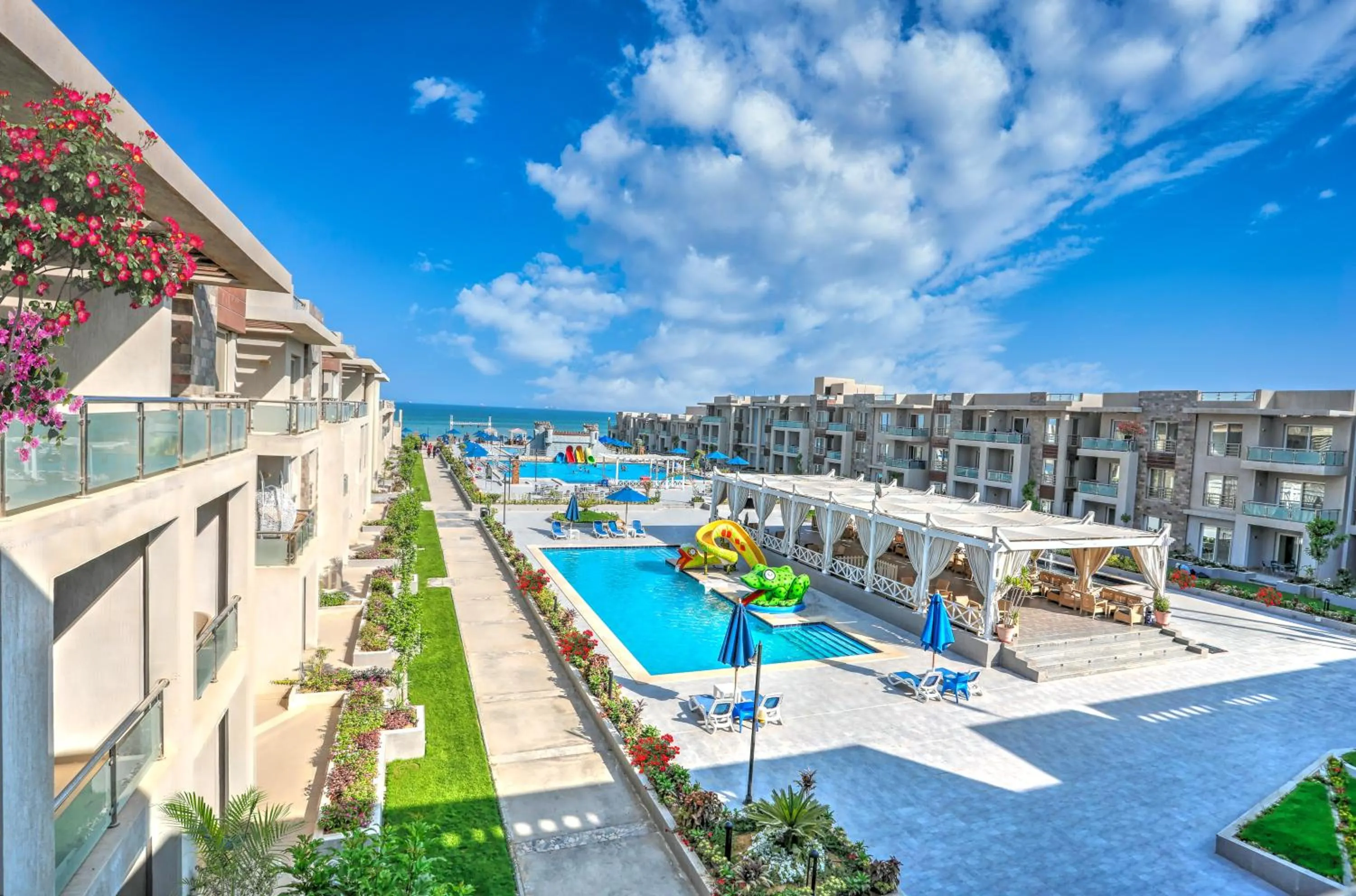 Day in Elite Residence Aqua Park