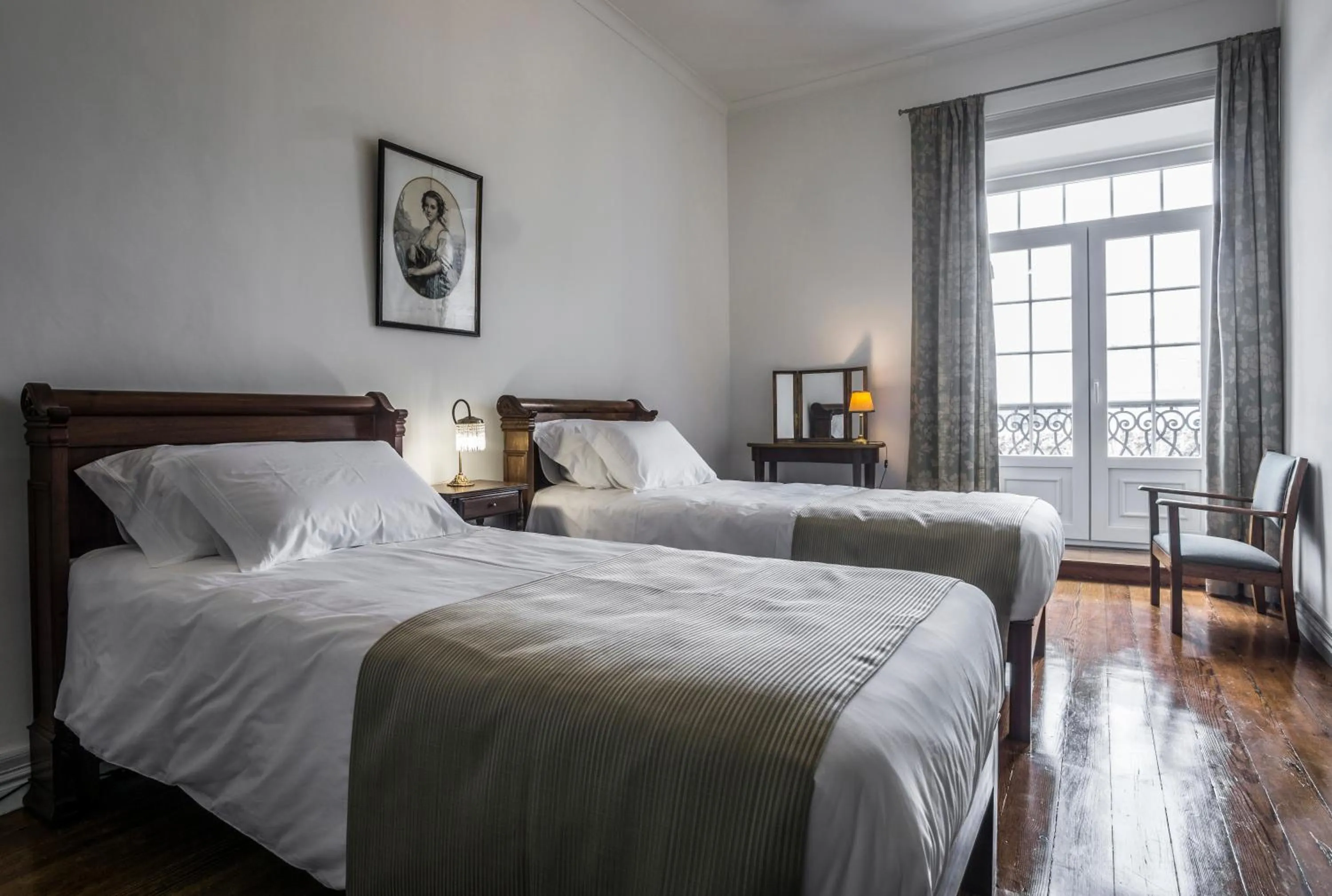 Photo of the whole room in Casa do Campo de São Francisco