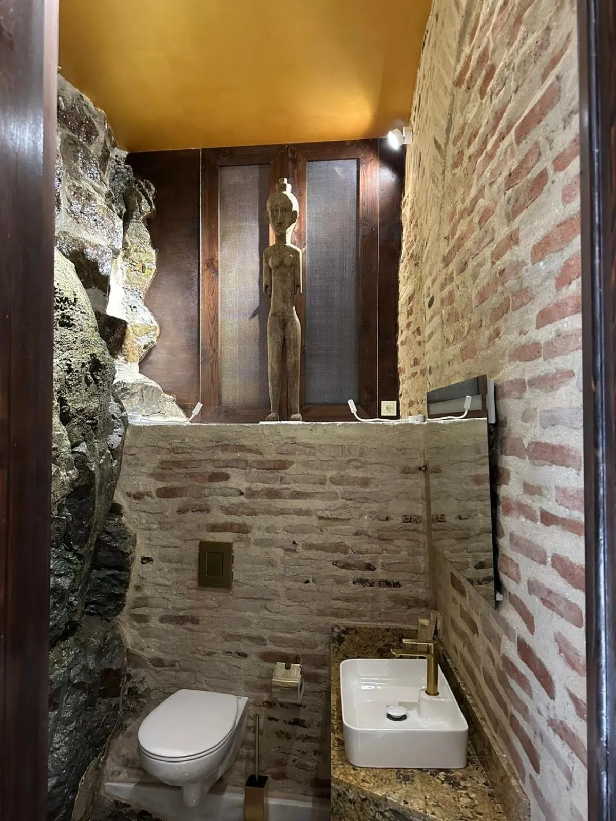 Toilet in Castle in Old Town