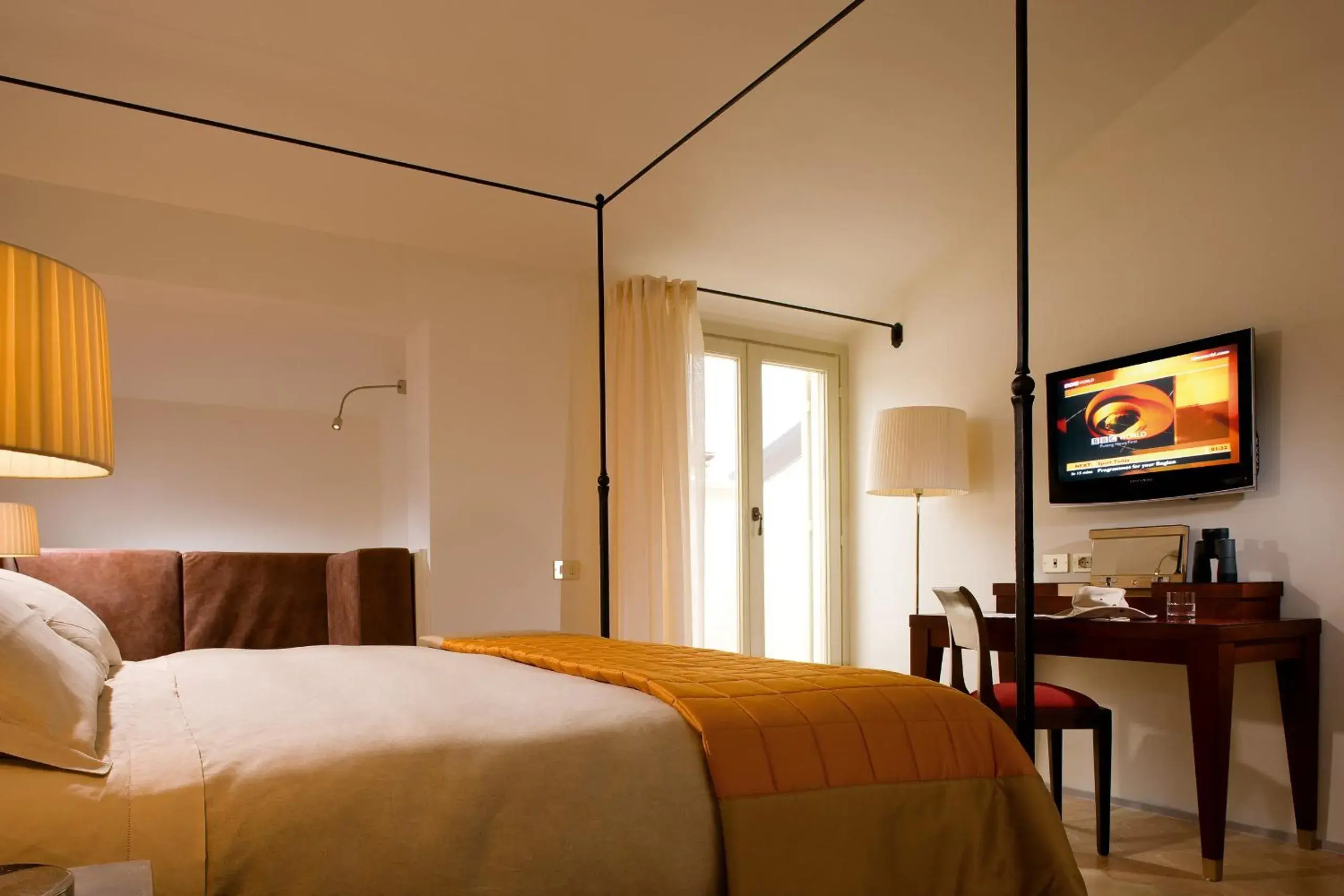 Double Room - single occupancy in Relais & Chateaux Palazzo Seneca Double Room - single occupancy in Relais & Chateaux Palazzo Seneca