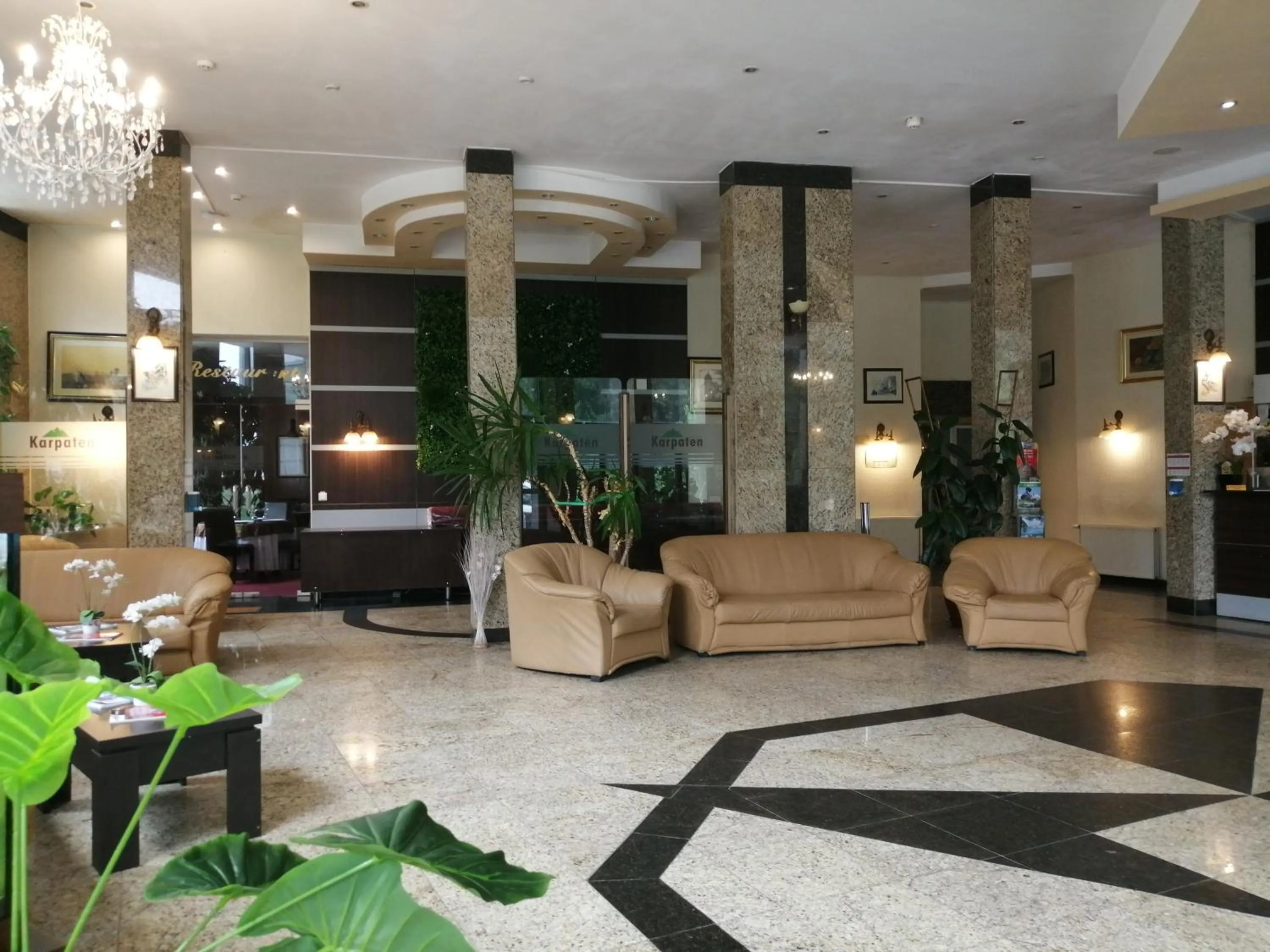 Lobby or reception in Hotel Piemonte