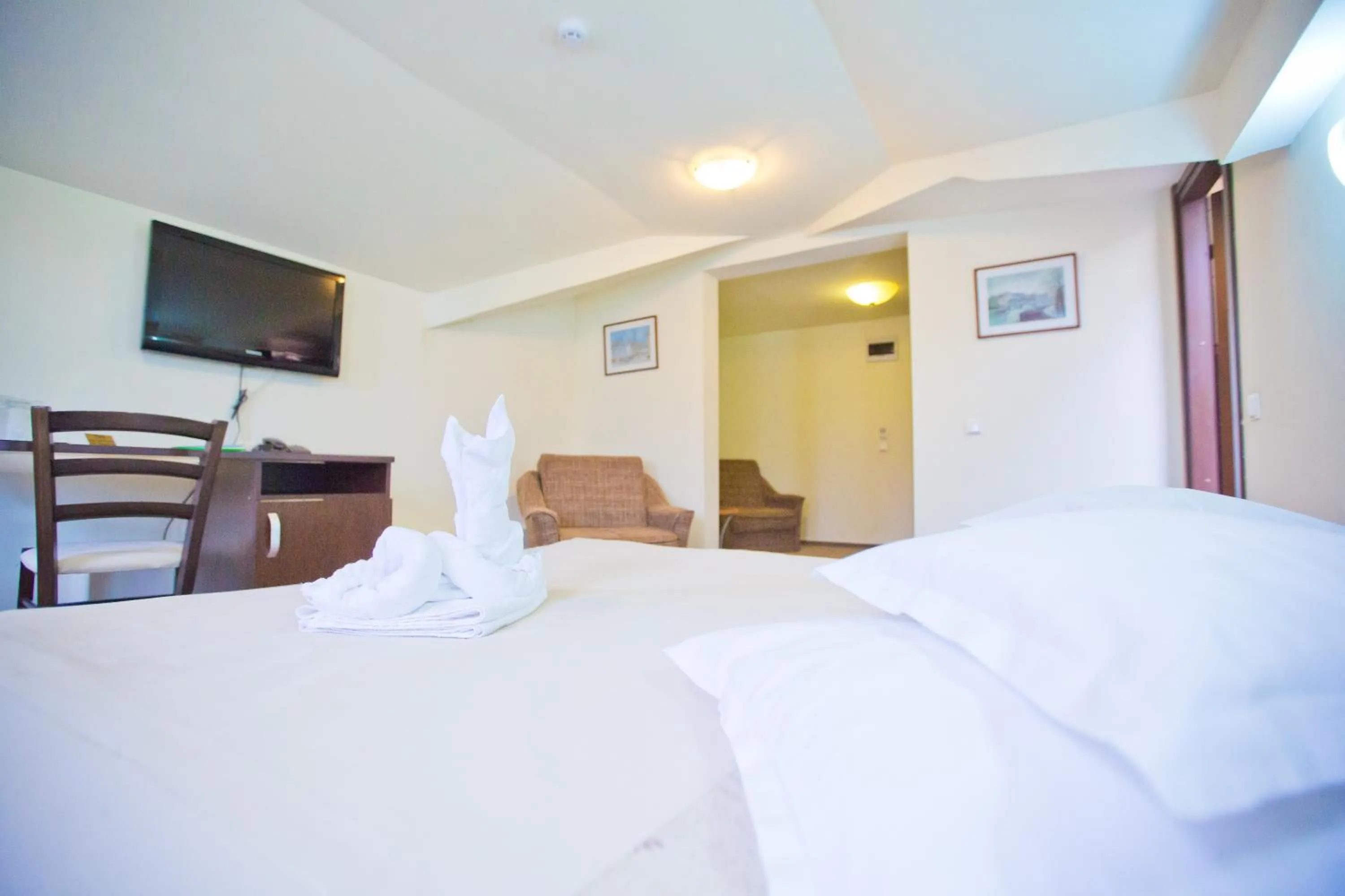 Photo of the whole room, Bed in Hotel Piemonte