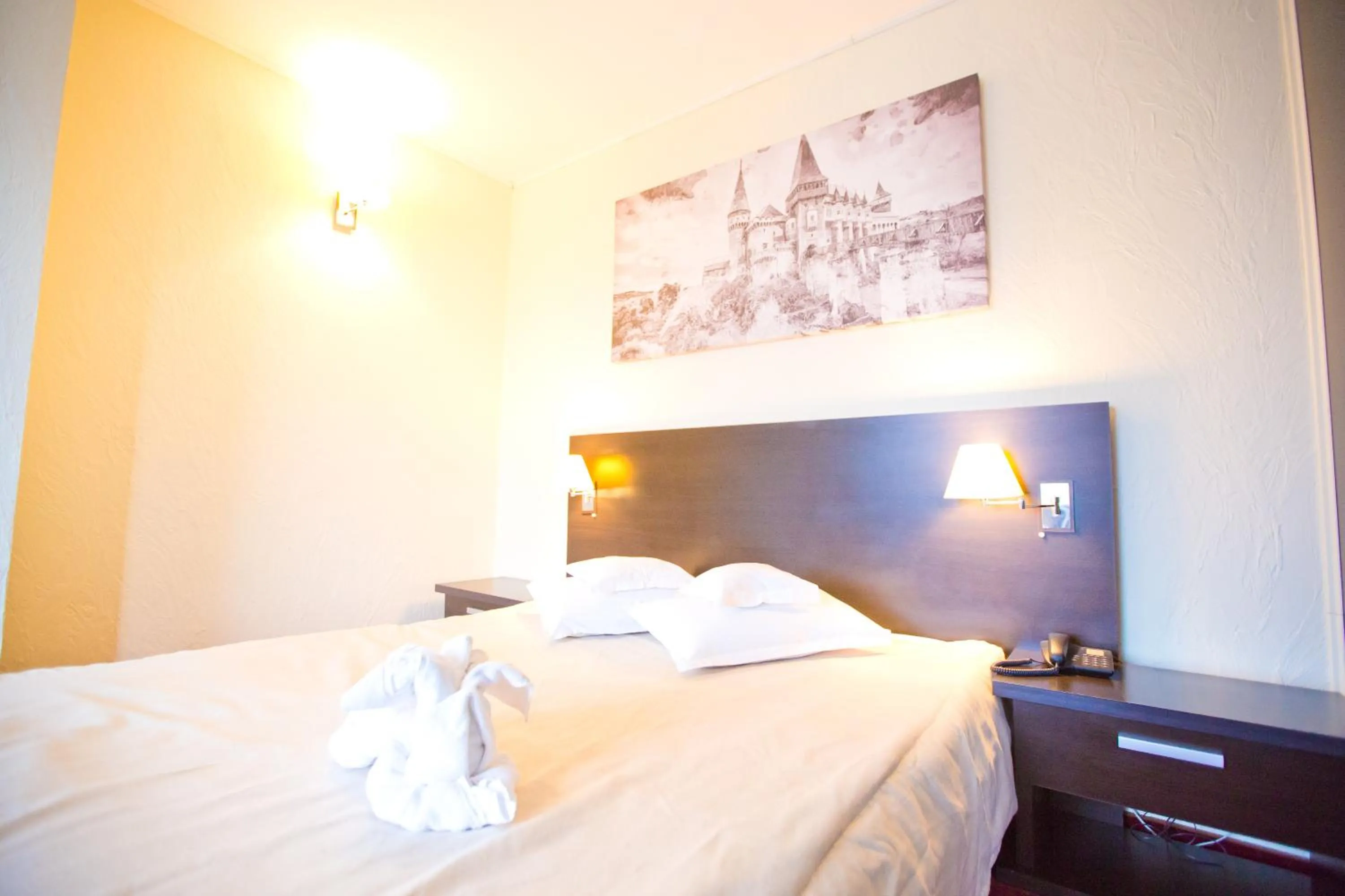 Bedroom, Bed in Hotel Piemonte