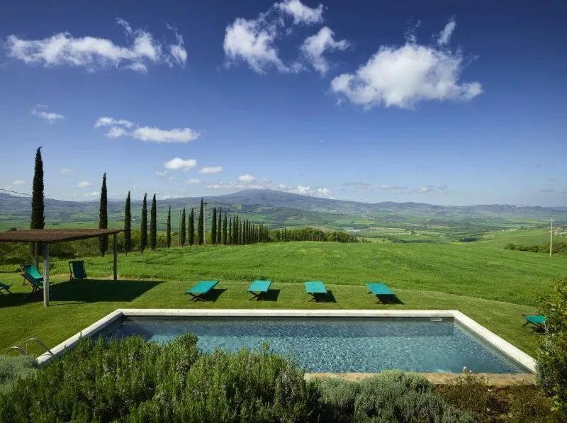 Pool view in B&B Palazzolo La Foce