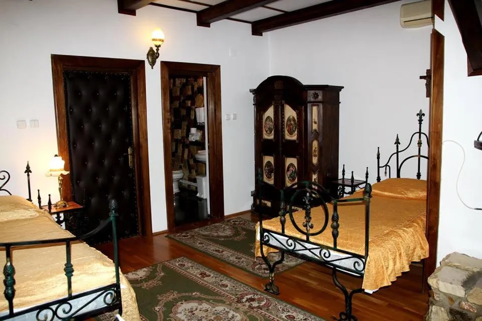 Photo of the whole room in Hunter Prince Castle Hotel