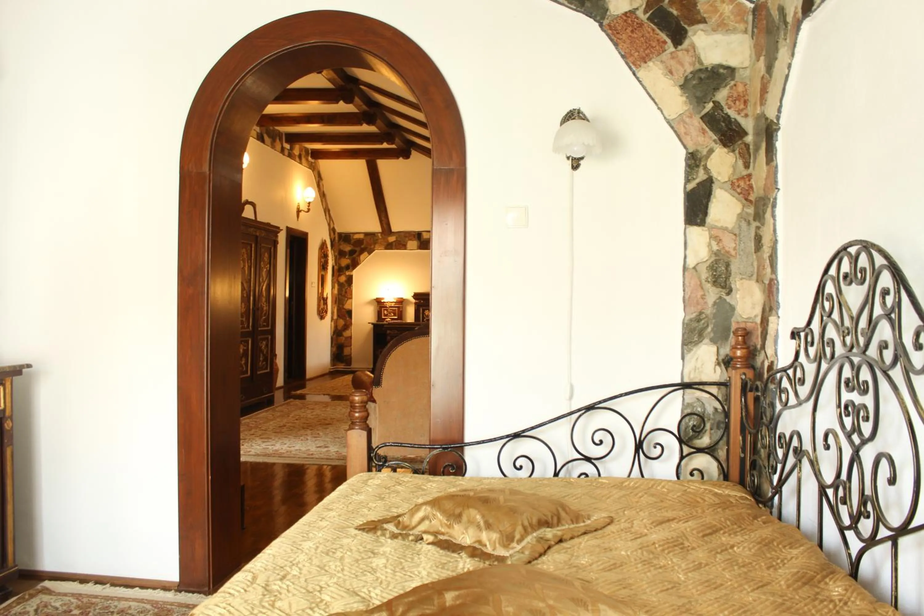 Bed in Hunter Prince Castle Hotel