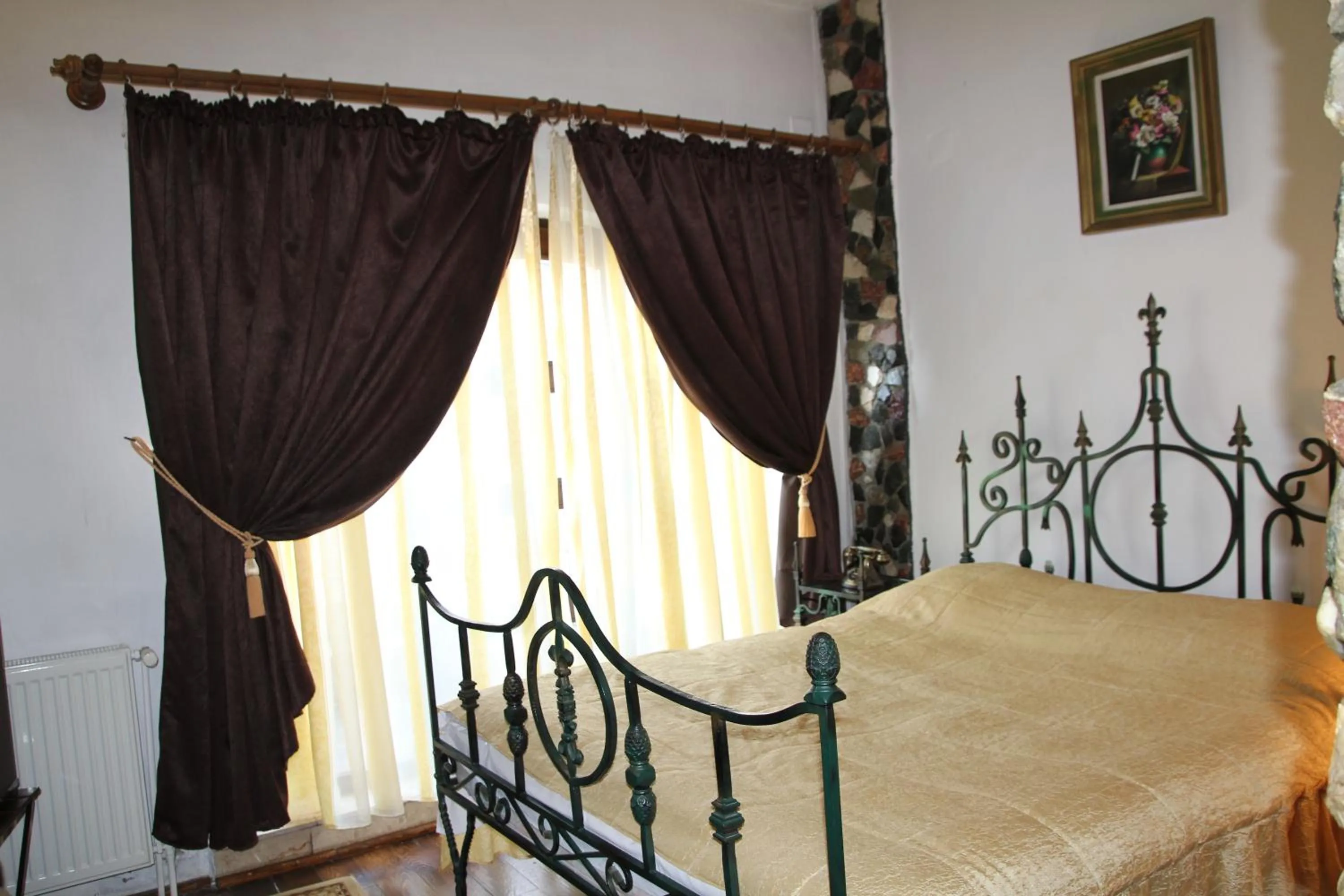 Bed in Hunter Prince Castle Hotel