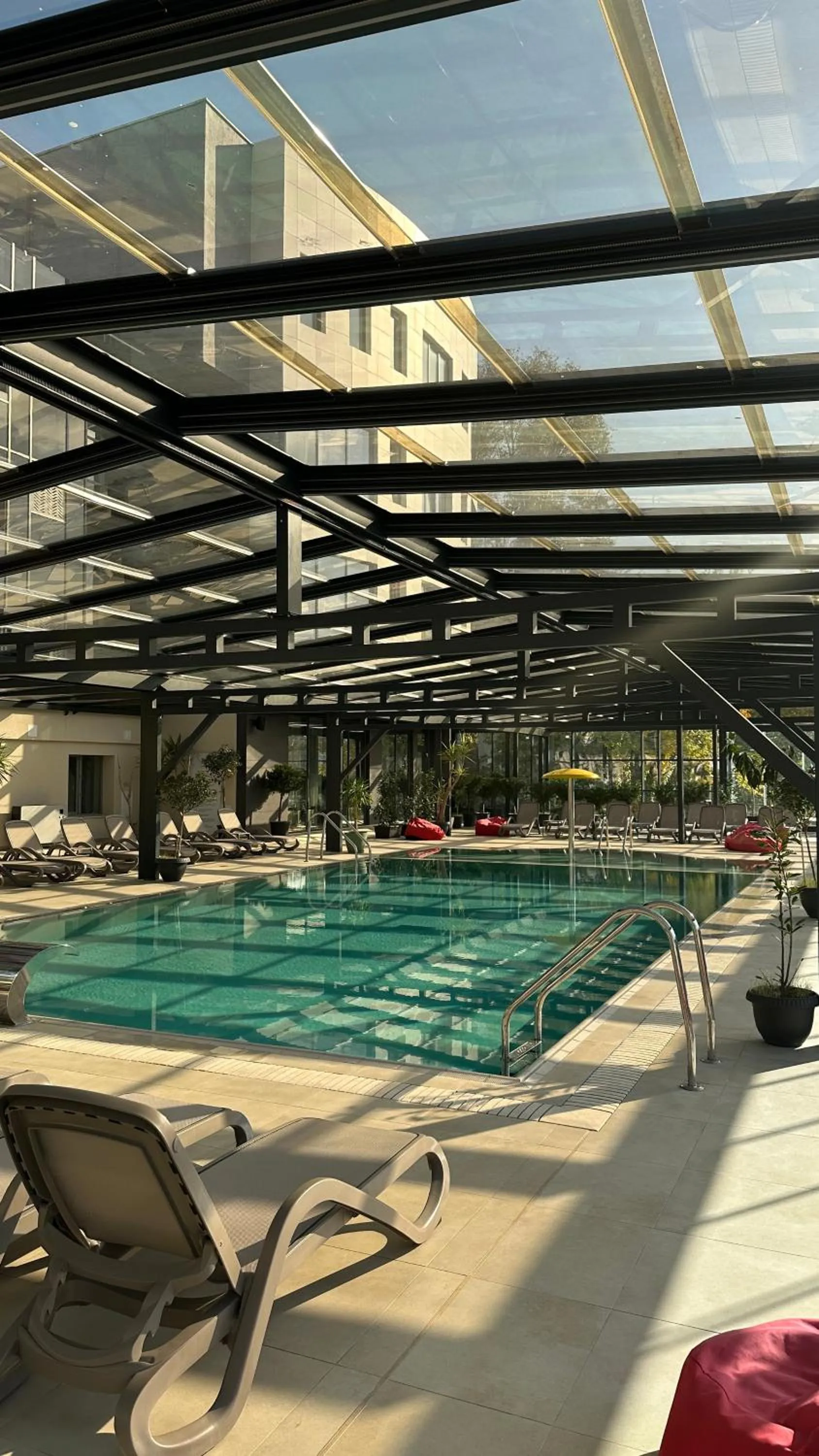 Swimming pool in Hotel Bulevard