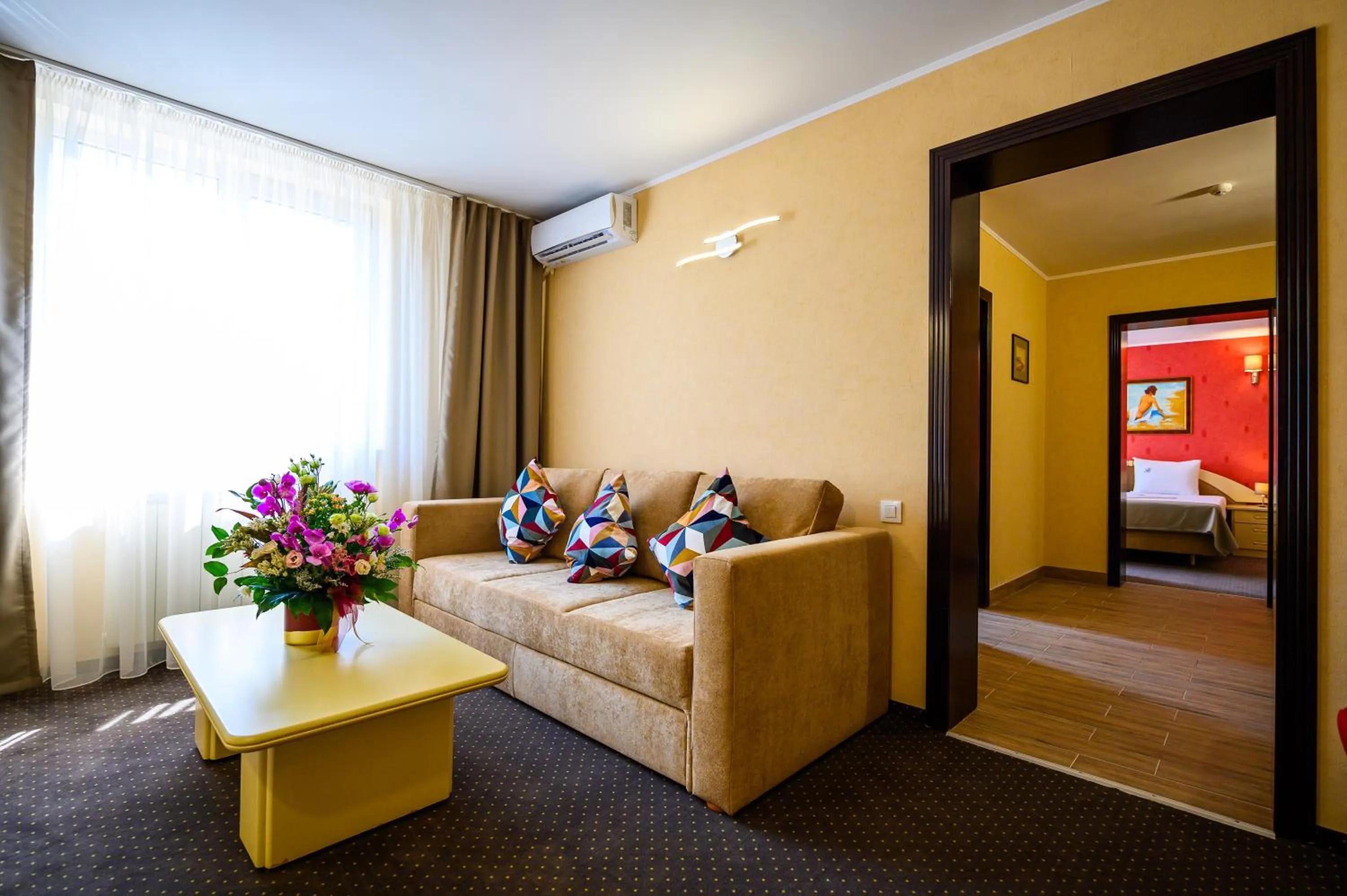 TV and multimedia in Hotel Bulevard