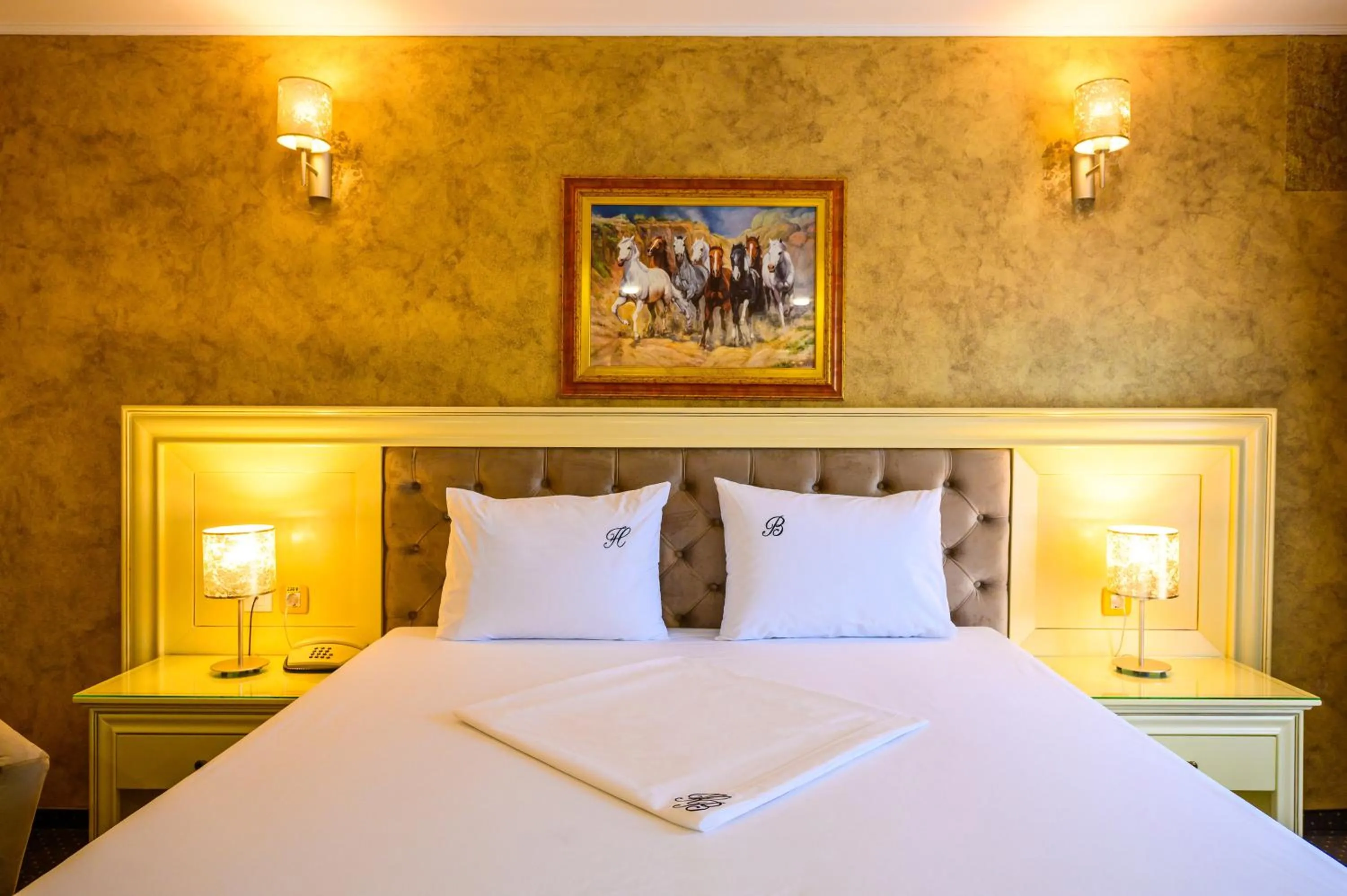 Bed in Hotel Bulevard