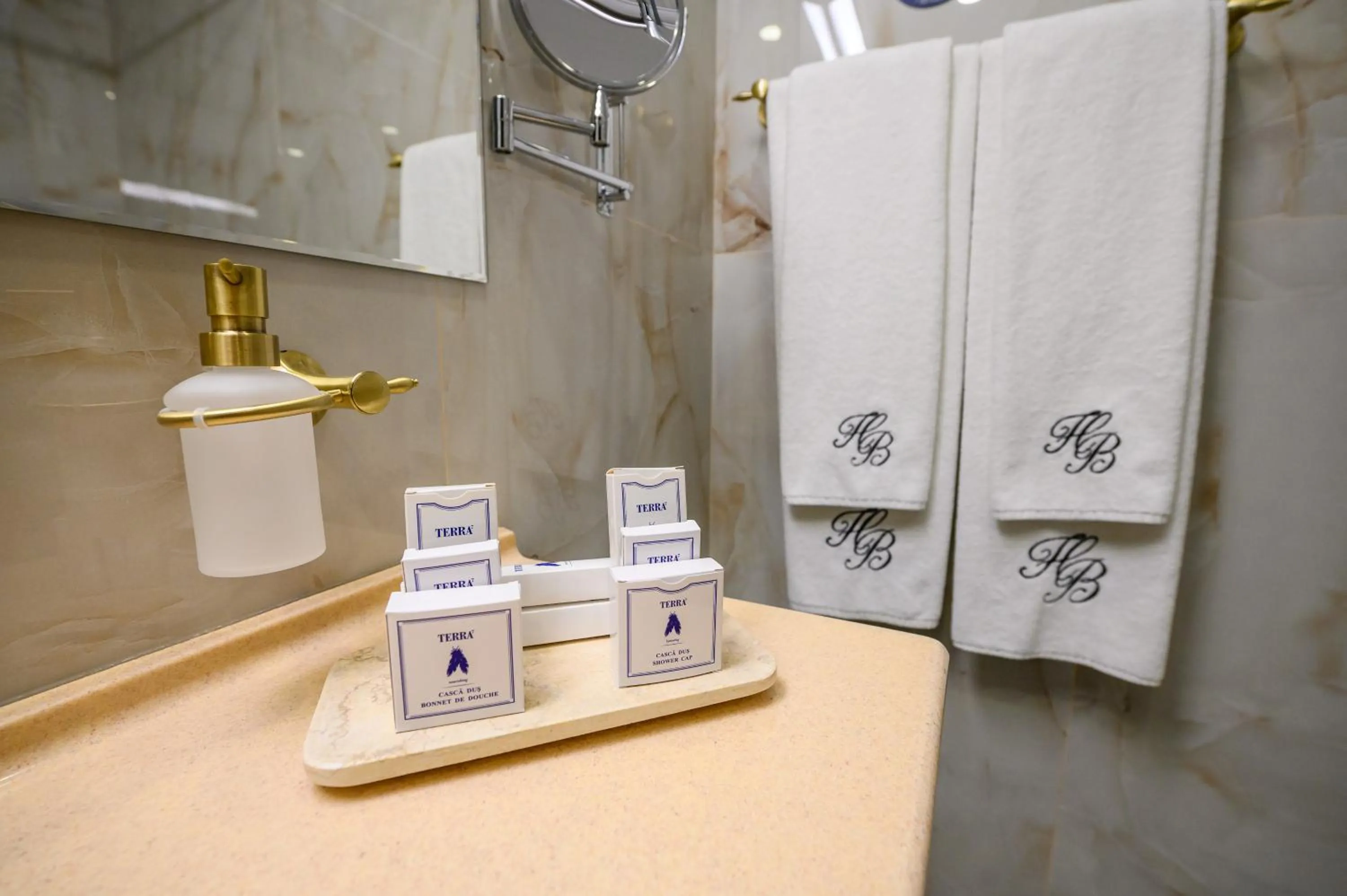 Shower in Hotel Bulevard