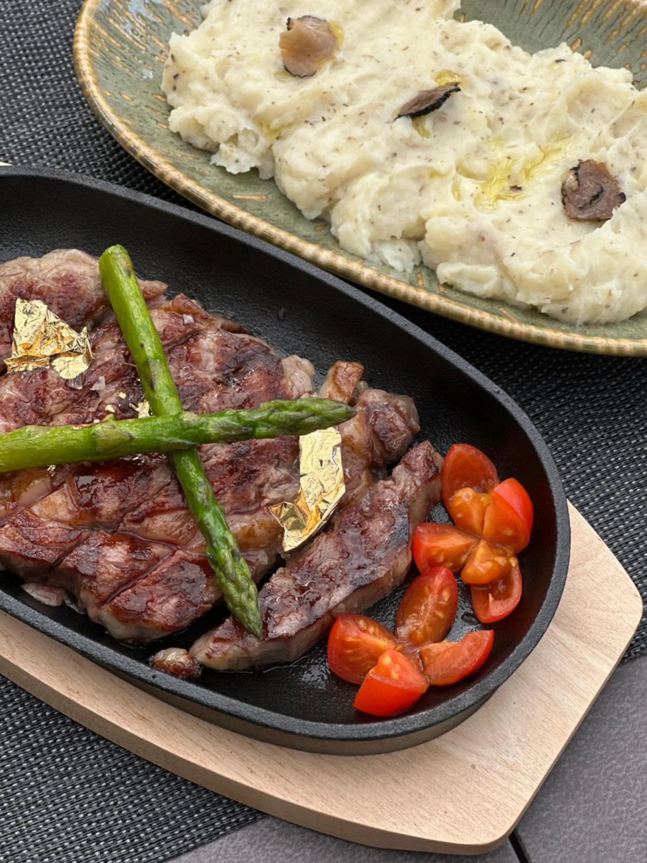 Food in Hotel Bulevard