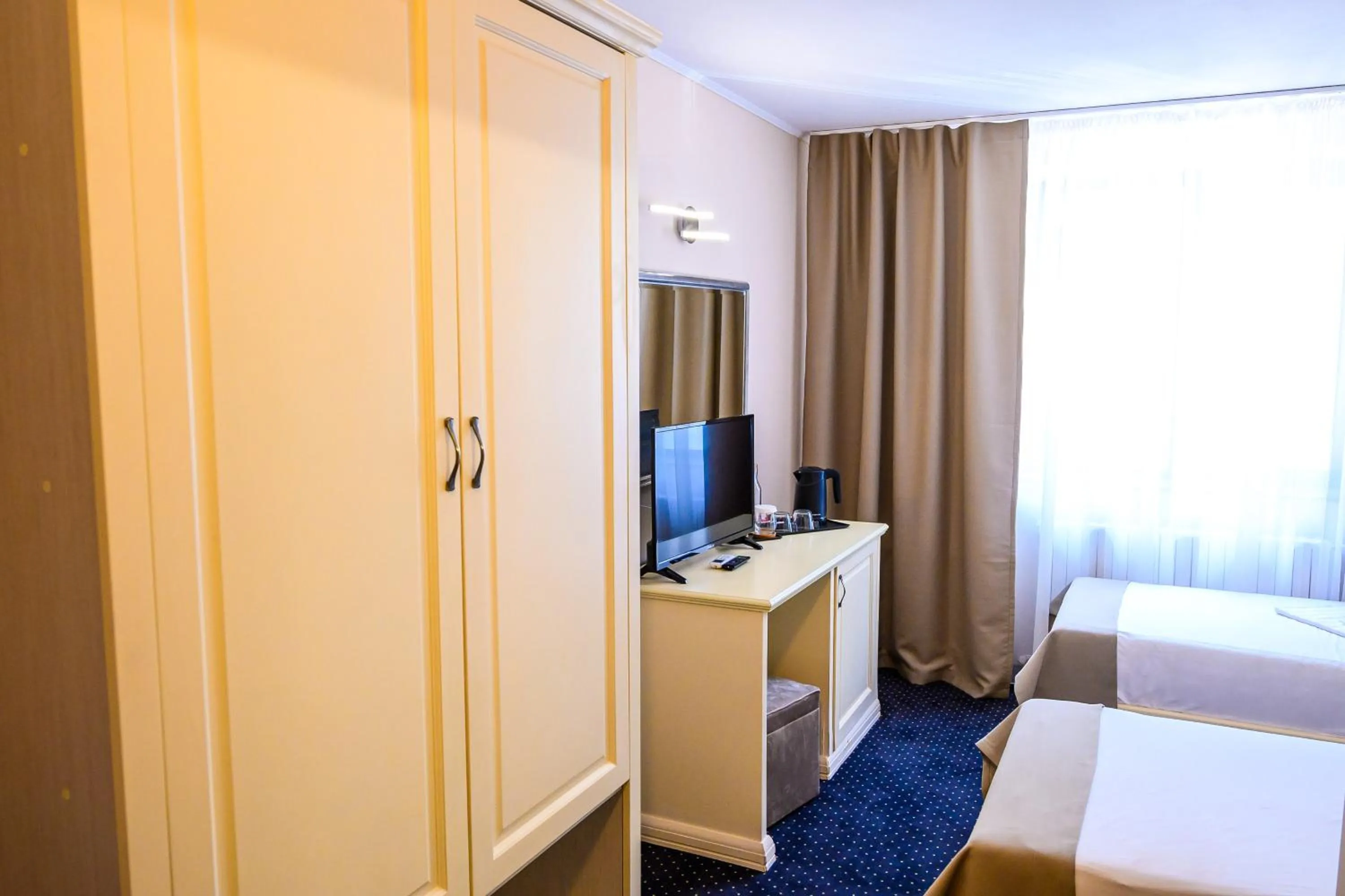 Bed in Hotel Bulevard