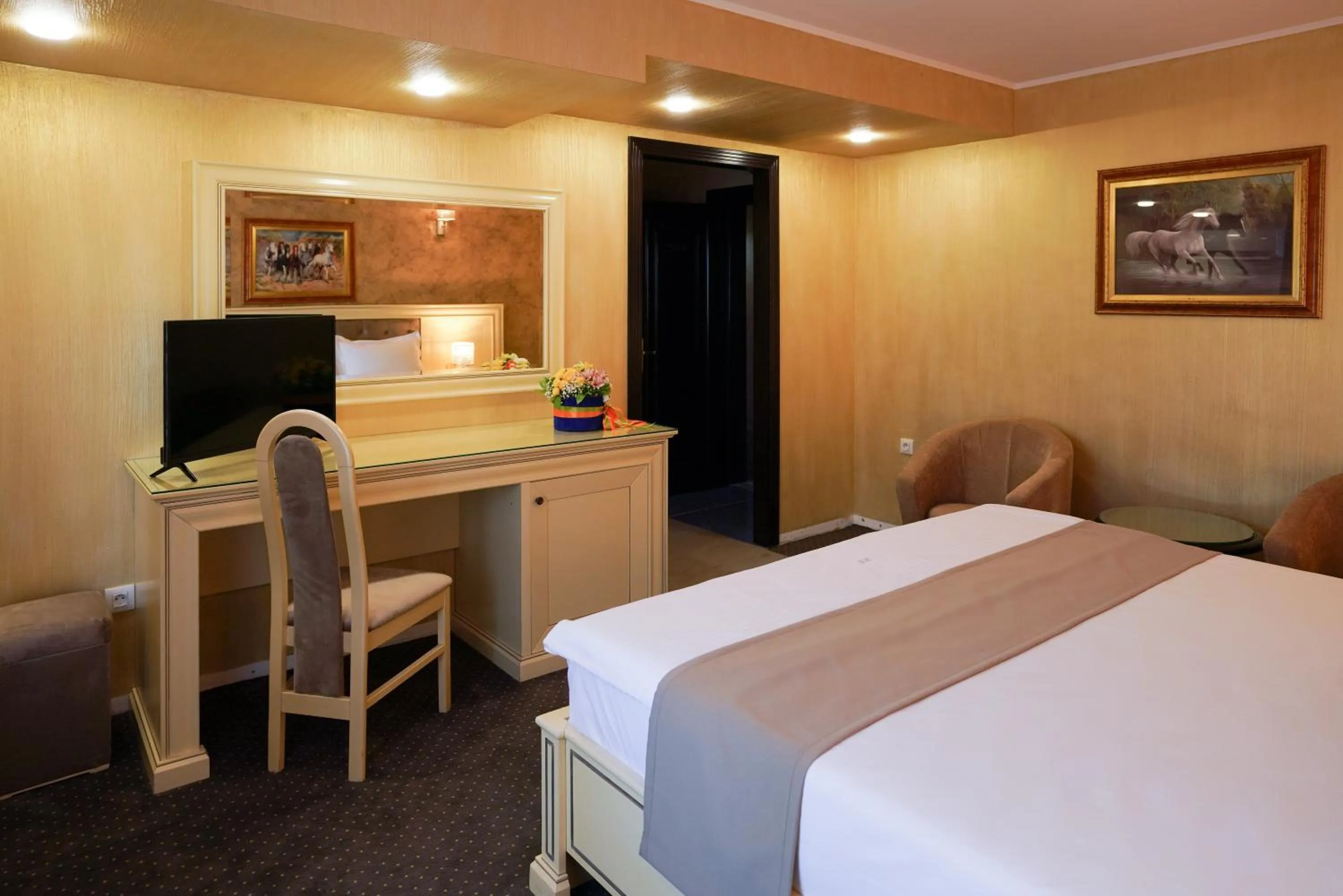 Bed in Hotel Bulevard