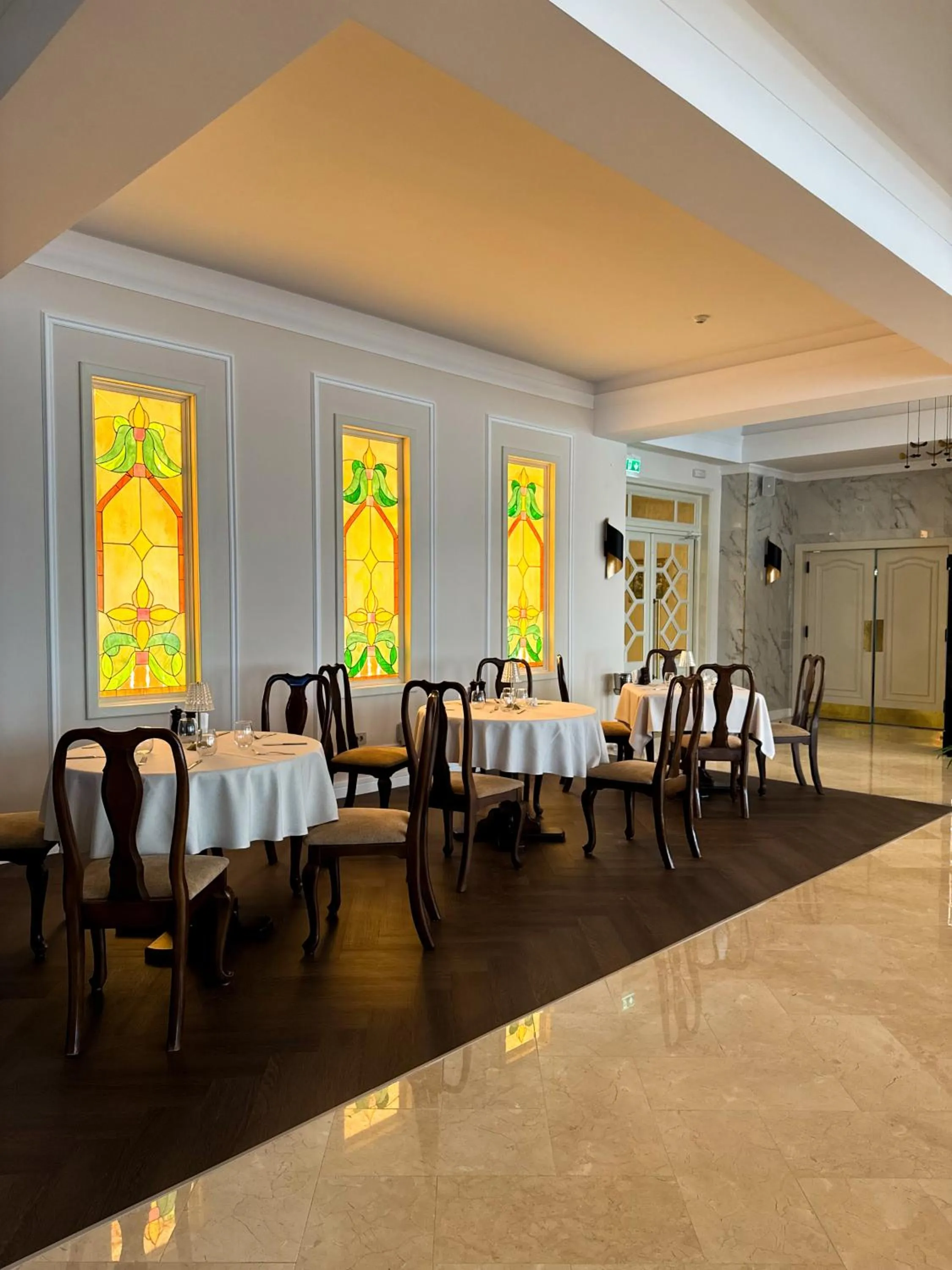 Restaurant/places to eat in Hotel Bulevard