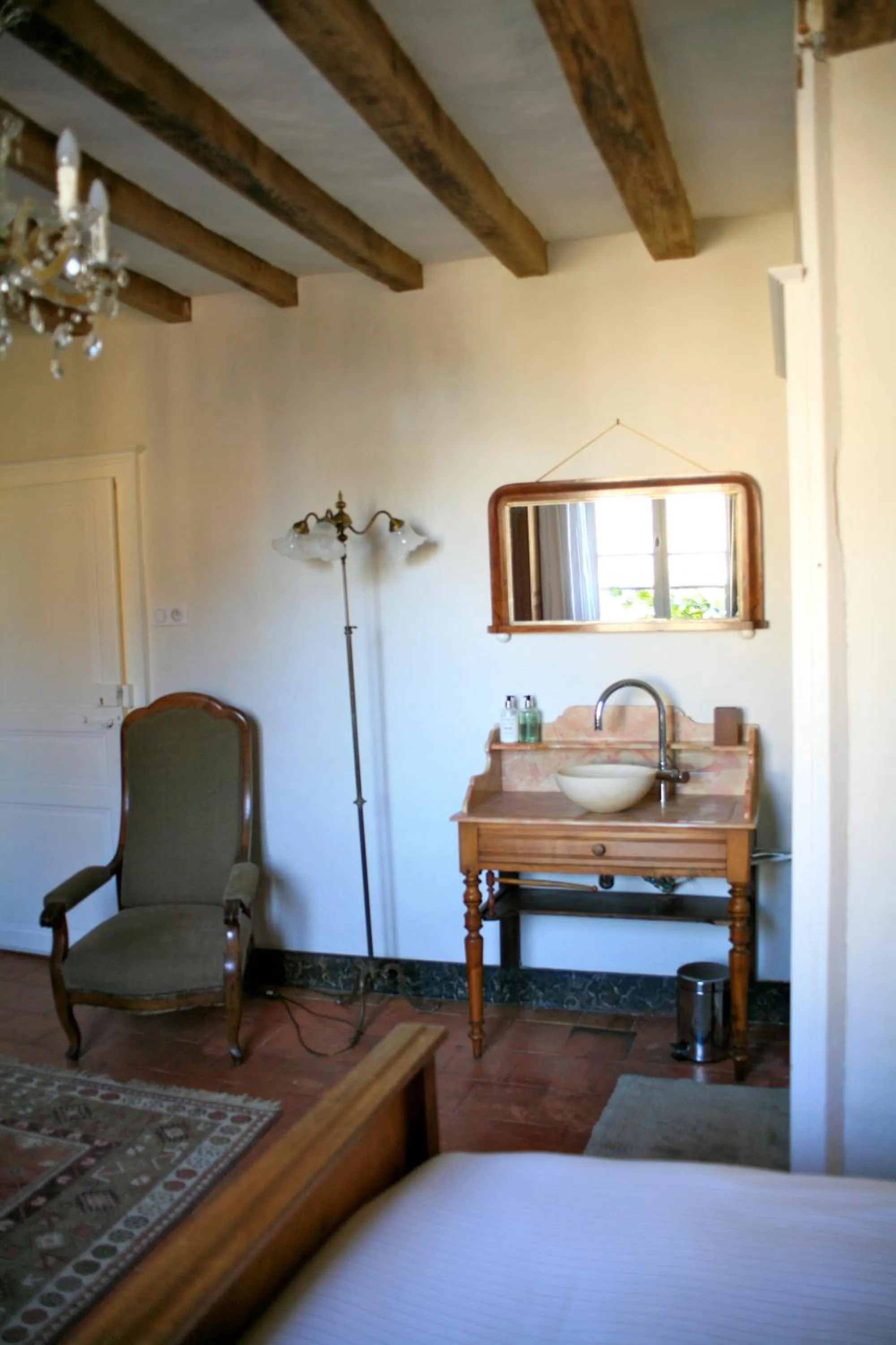 Decorative detail, Bed in Le Chaton Rouge