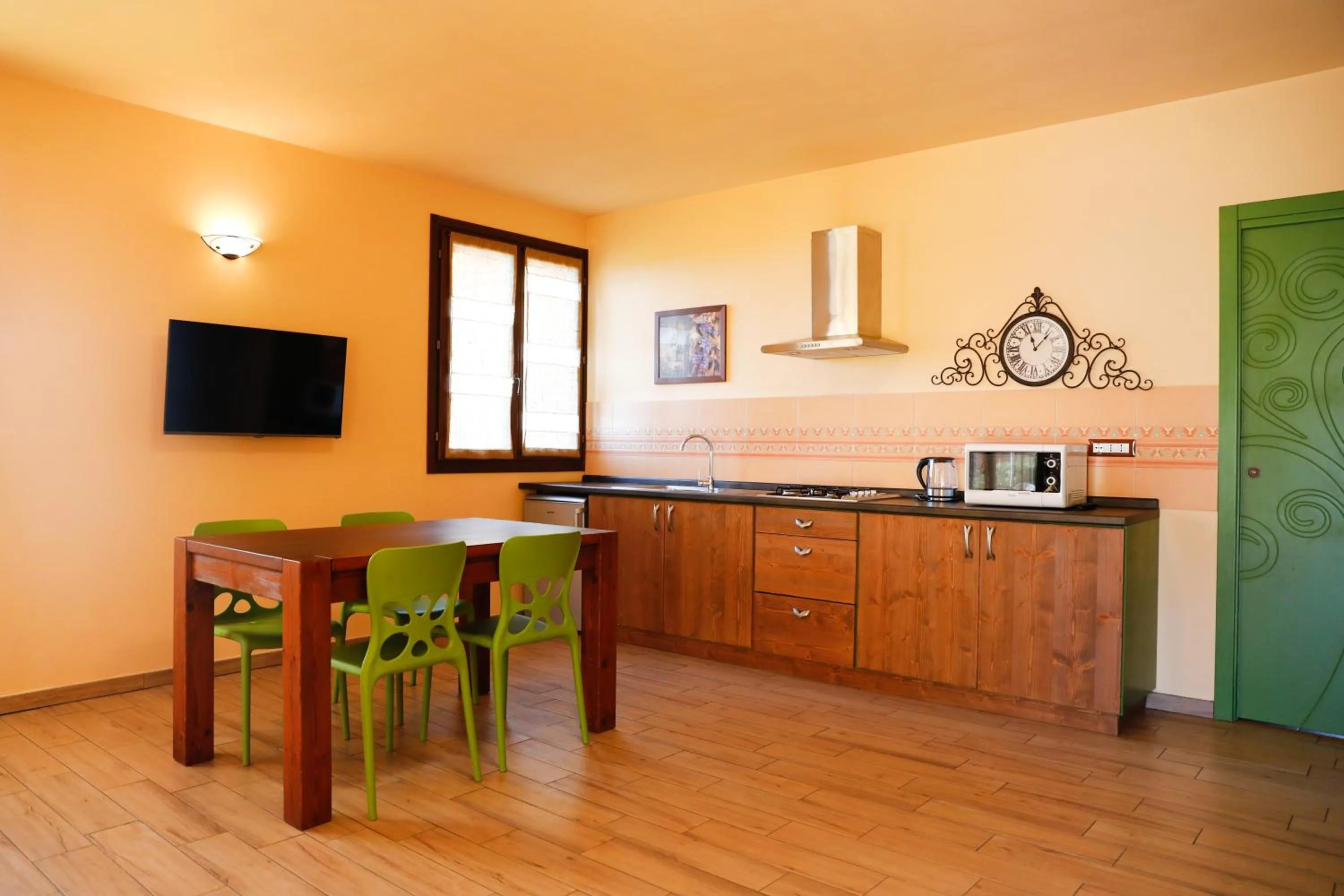 TV and multimedia in Leonardo Resort