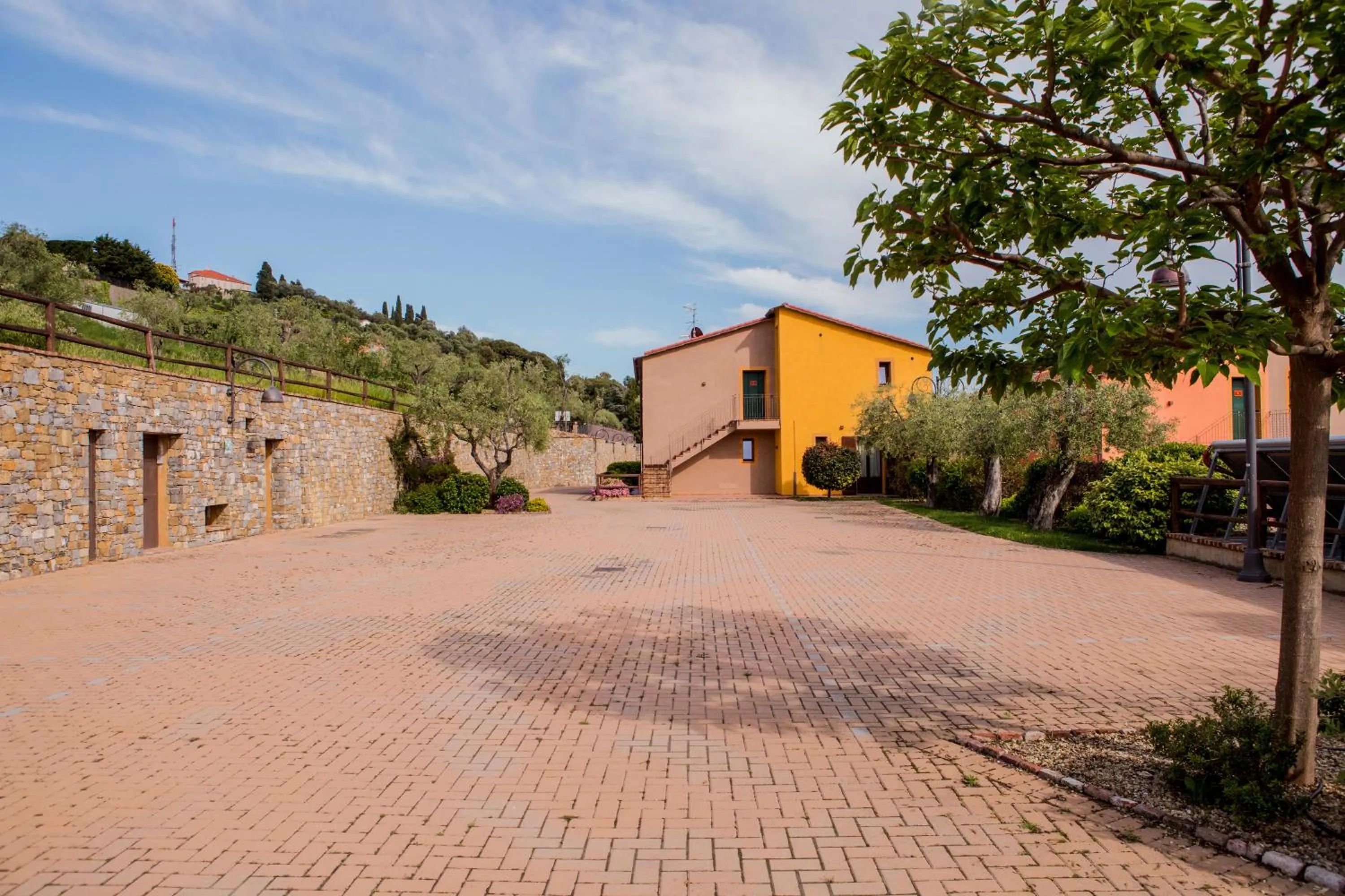 Neighbourhood in Leonardo Resort