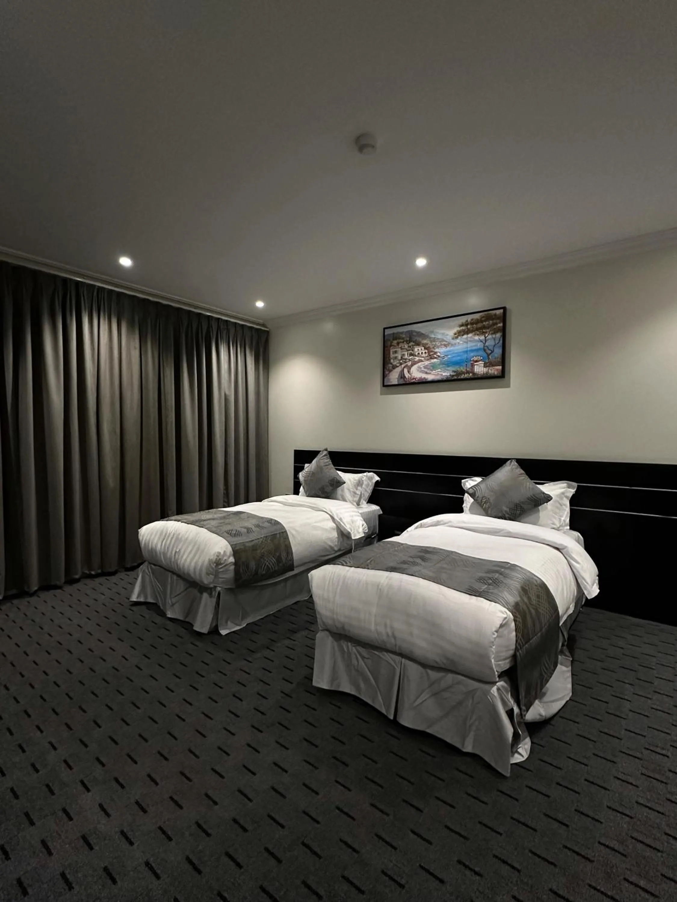 Photo of the whole room, Bed in Art Suite