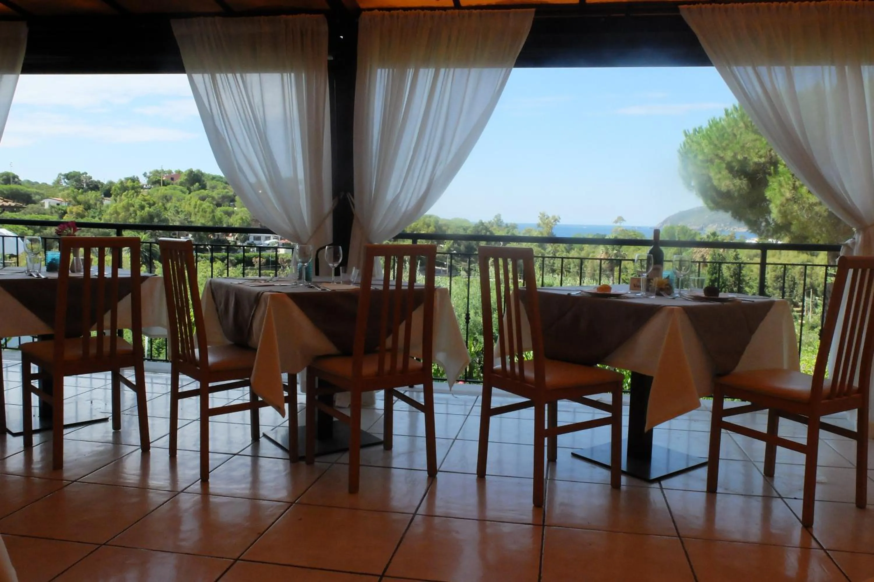 Restaurant/places to eat in Hotel Villa Giulia