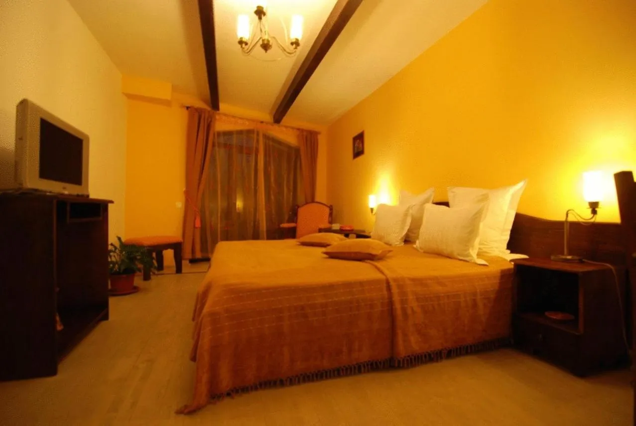 Night, Bed in Ezio House