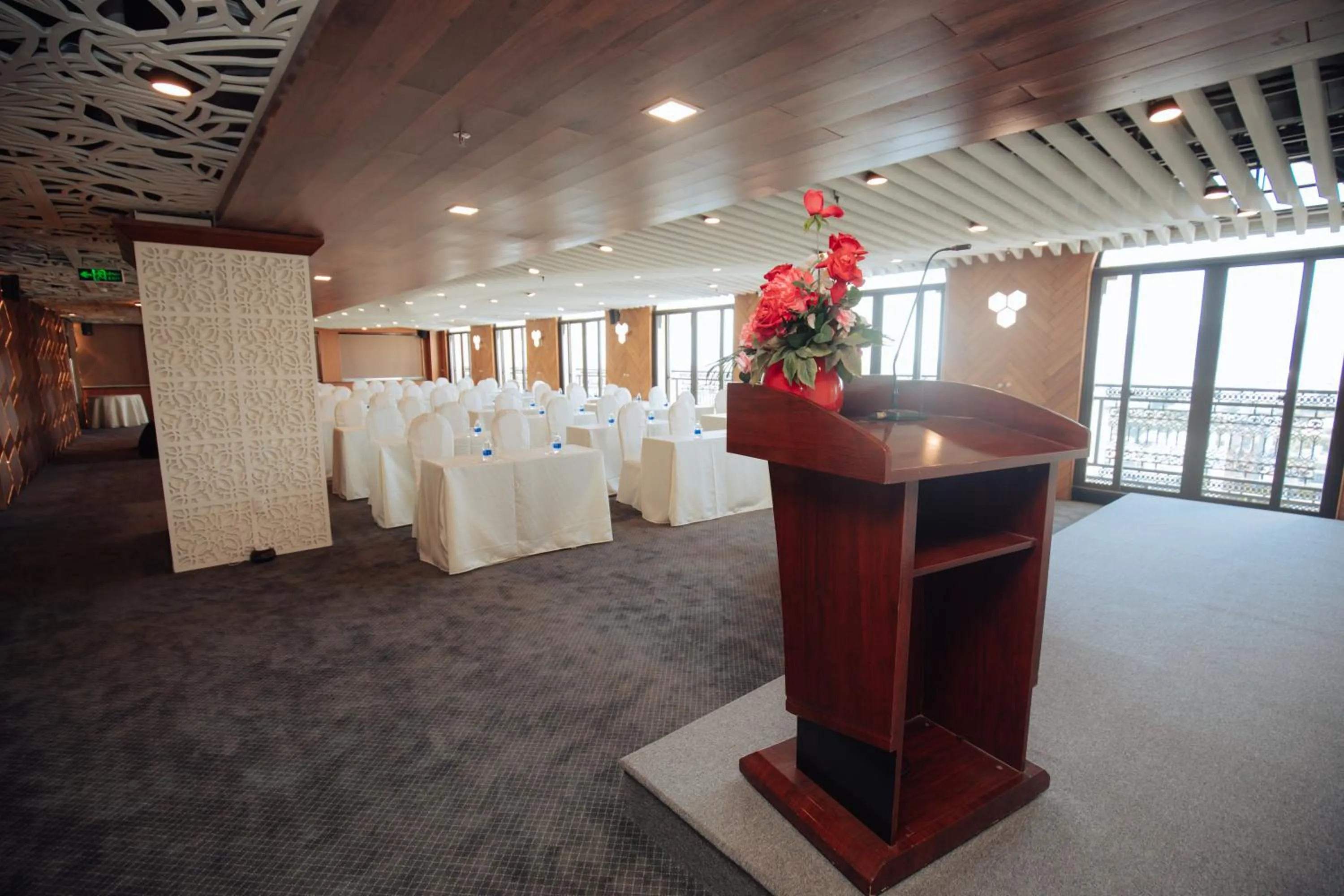 Banquet/Function facilities in Danaciti Hotel