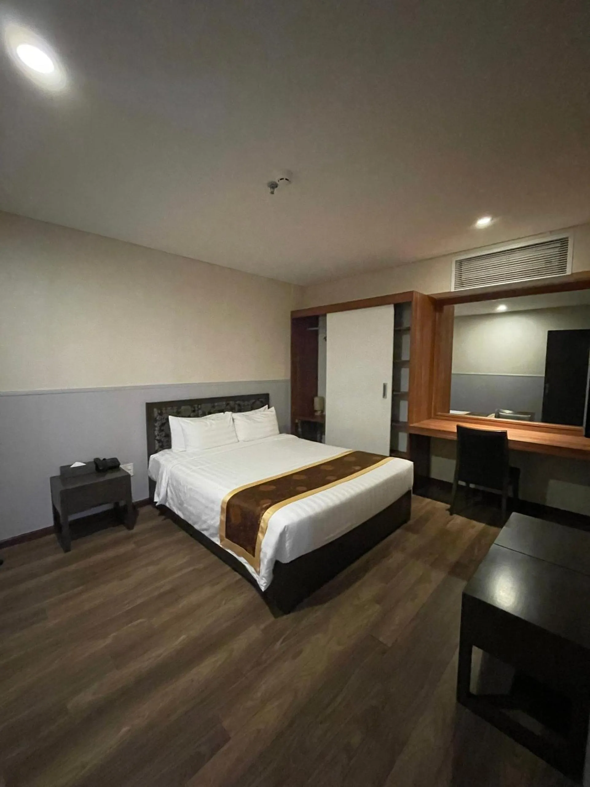 Bed in Danaciti Hotel