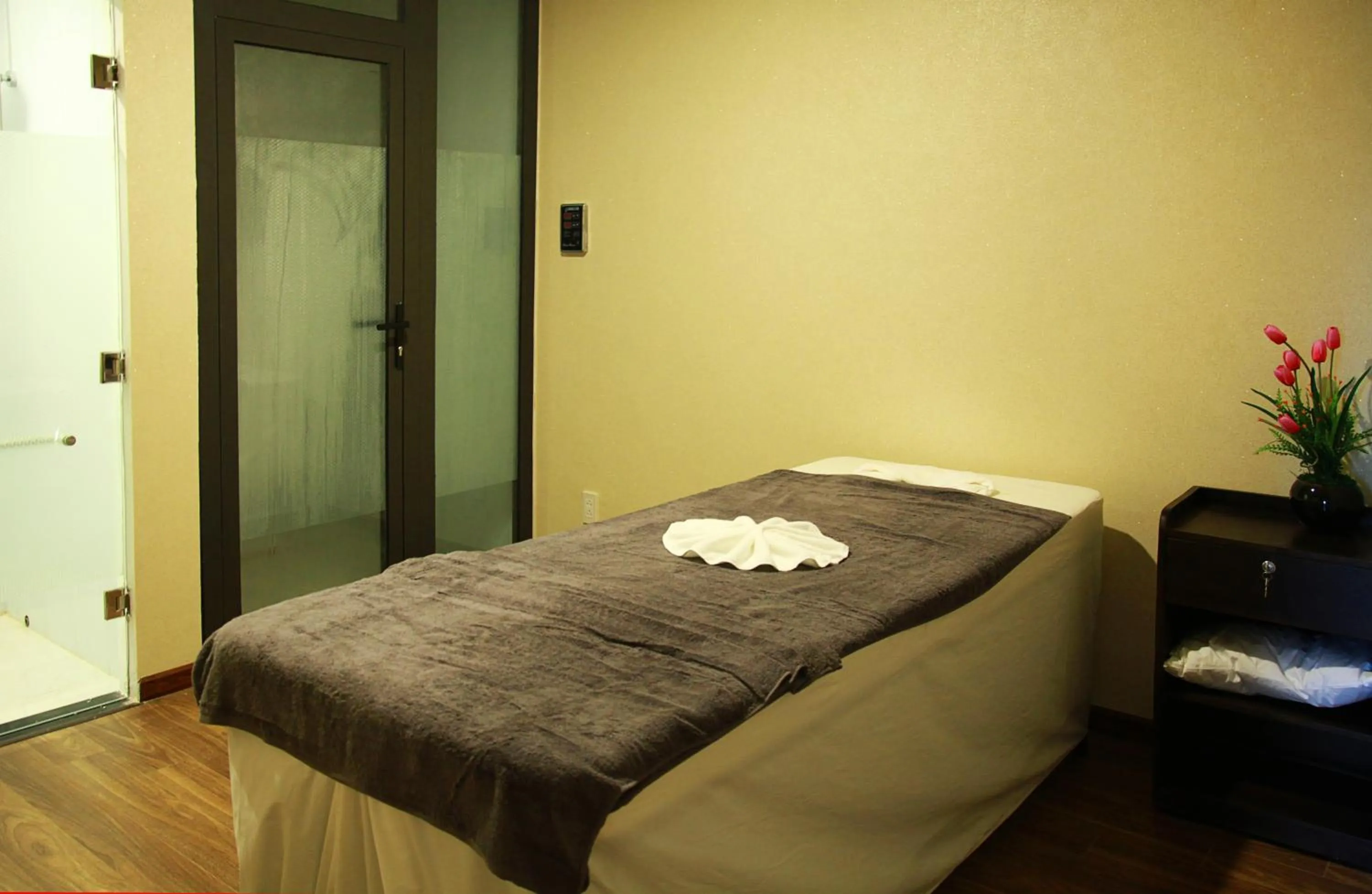 Massage, Bed in Danaciti Hotel