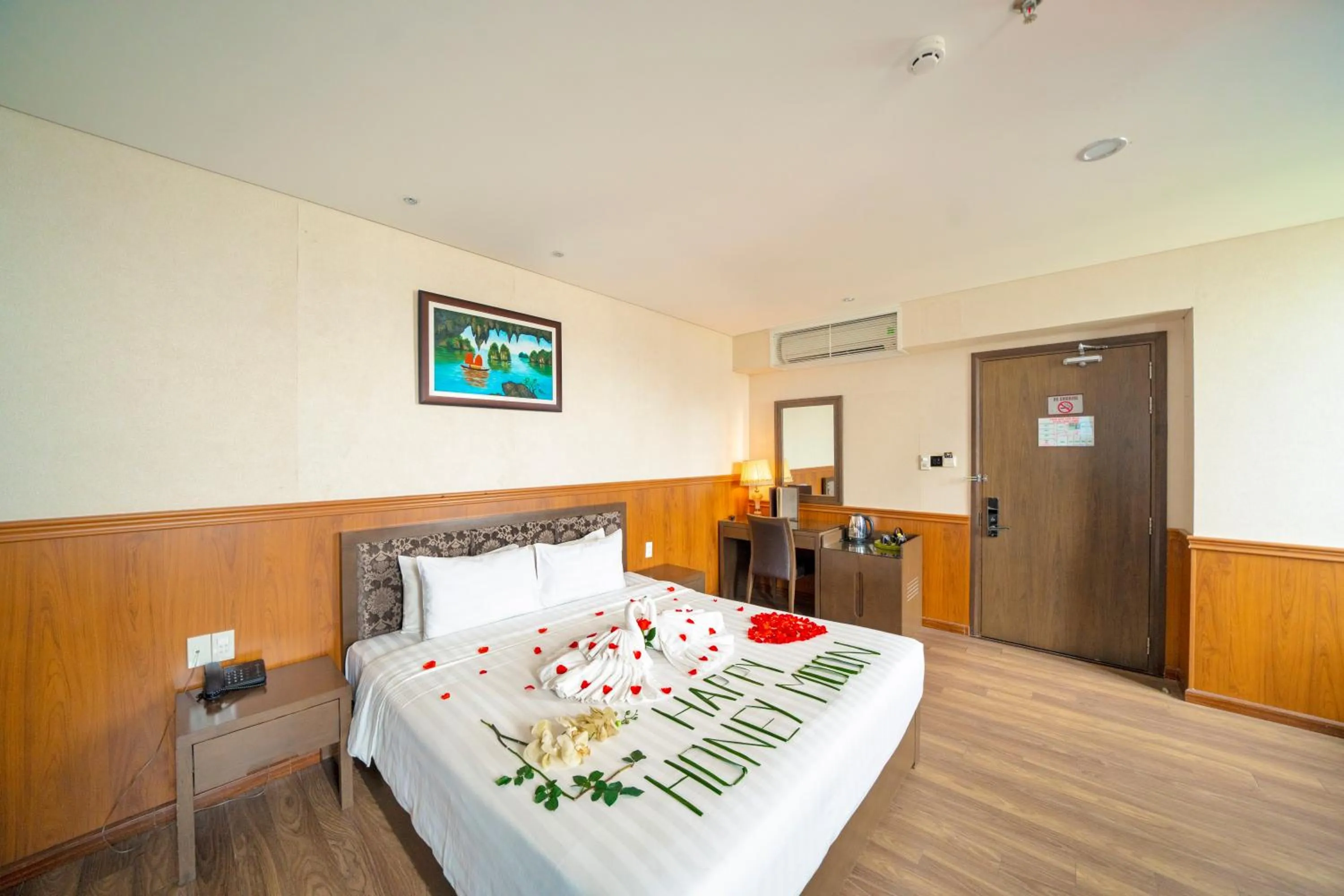 Bed in Danaciti Hotel