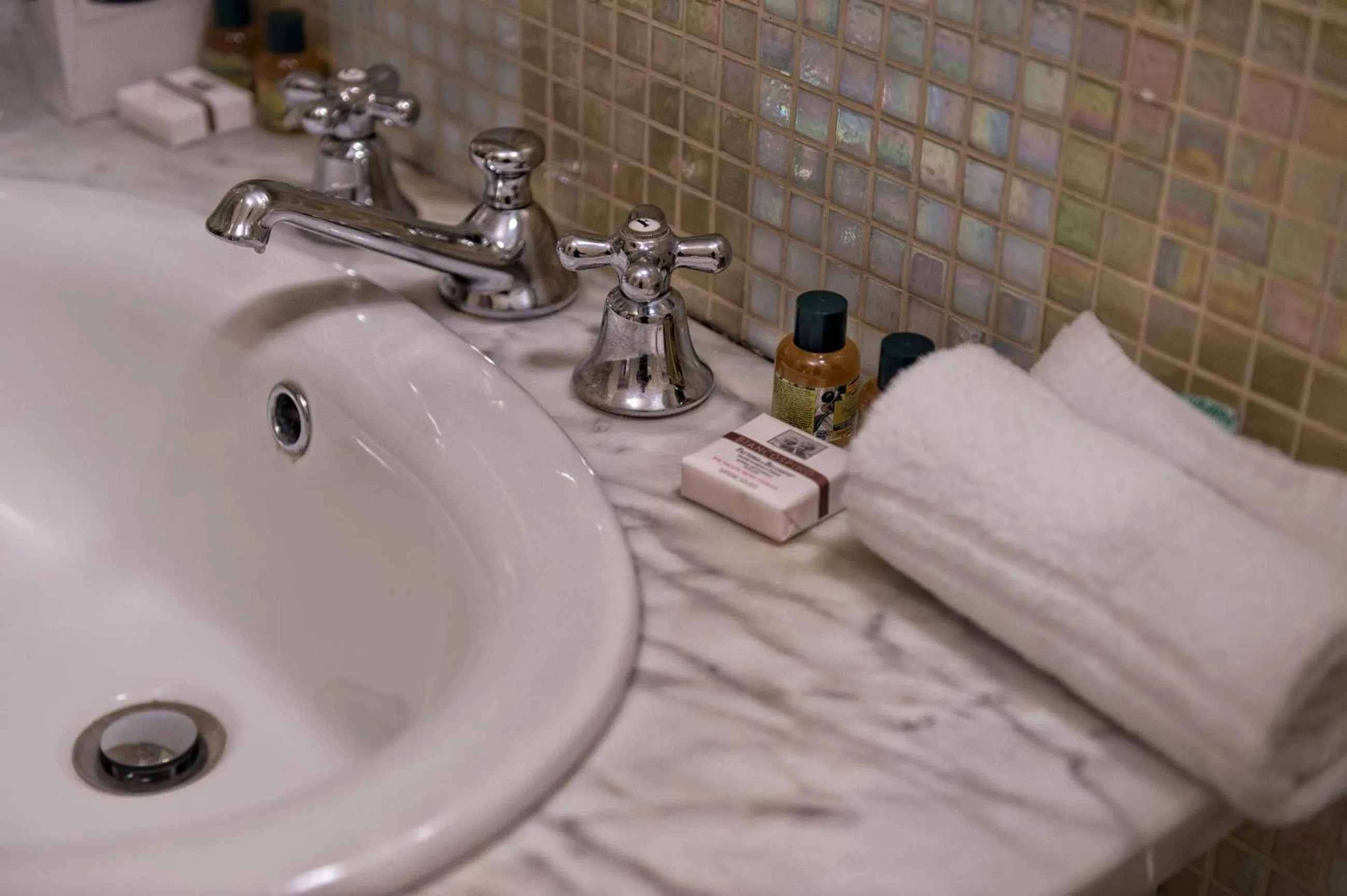 Bathroom in Hotel Miravalle