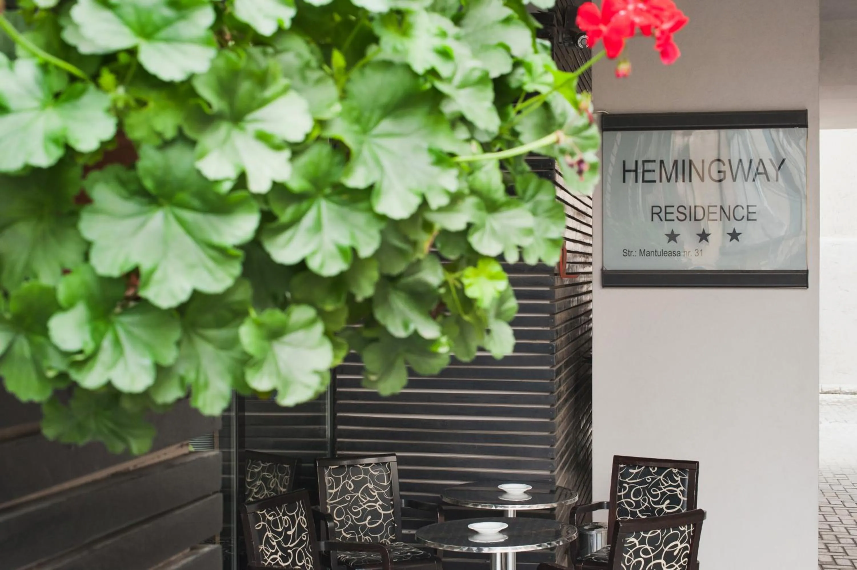 Facade/entrance in Hotel Hemingway Residence