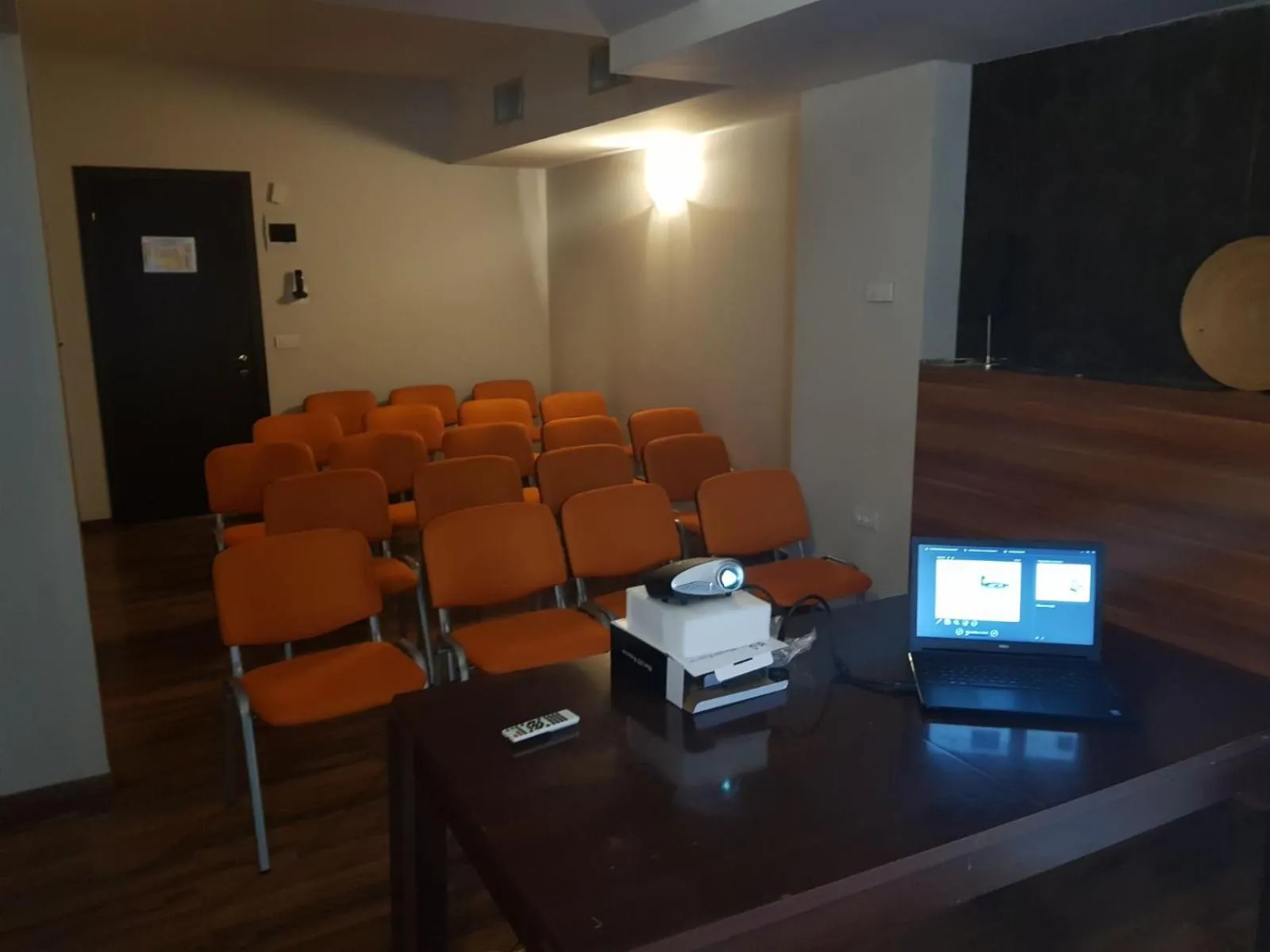 Meeting/conference room in Hotel Hemingway Residence