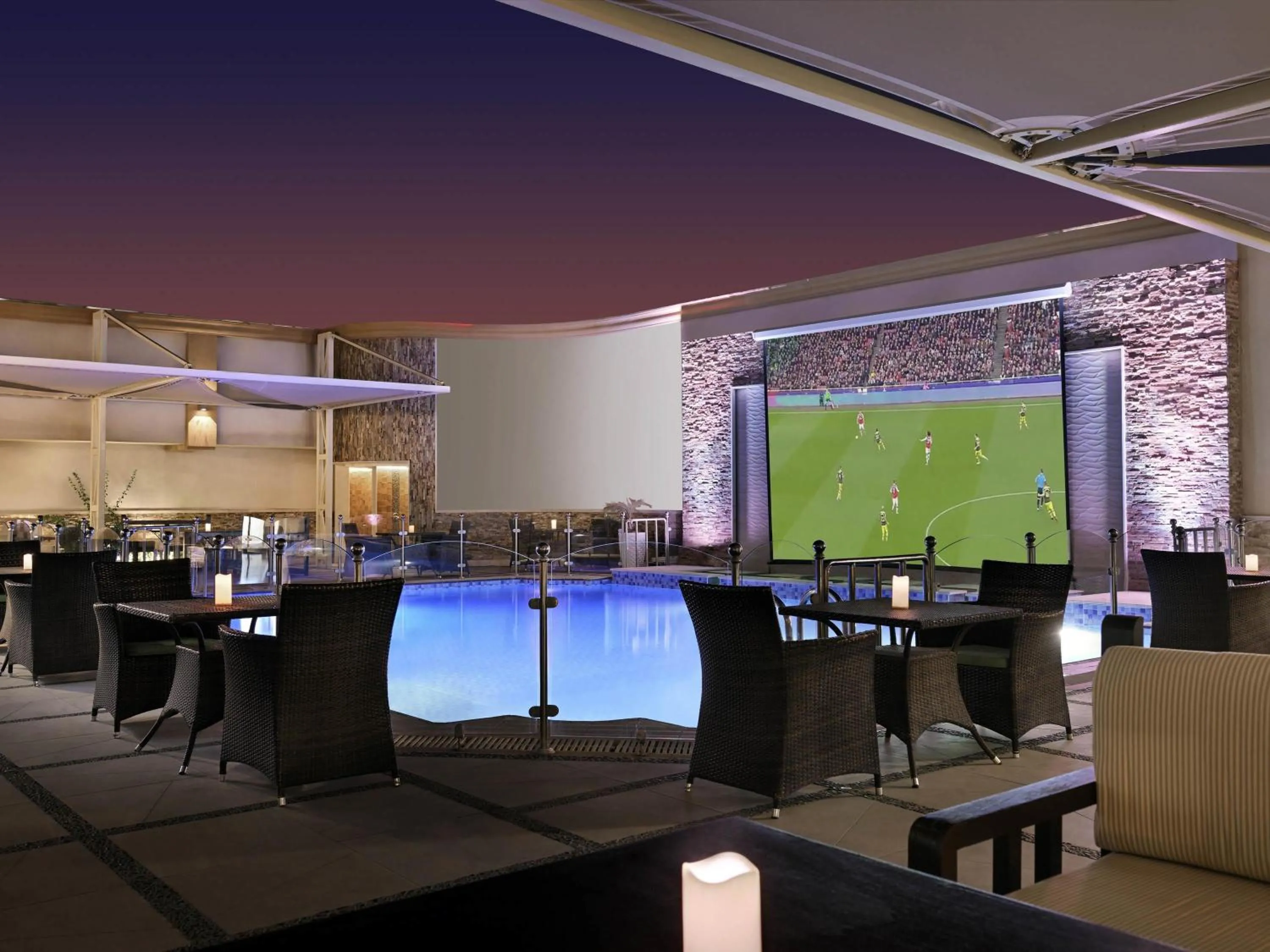 Restaurant/places to eat in Mövenpick Hotel City Star Jeddah