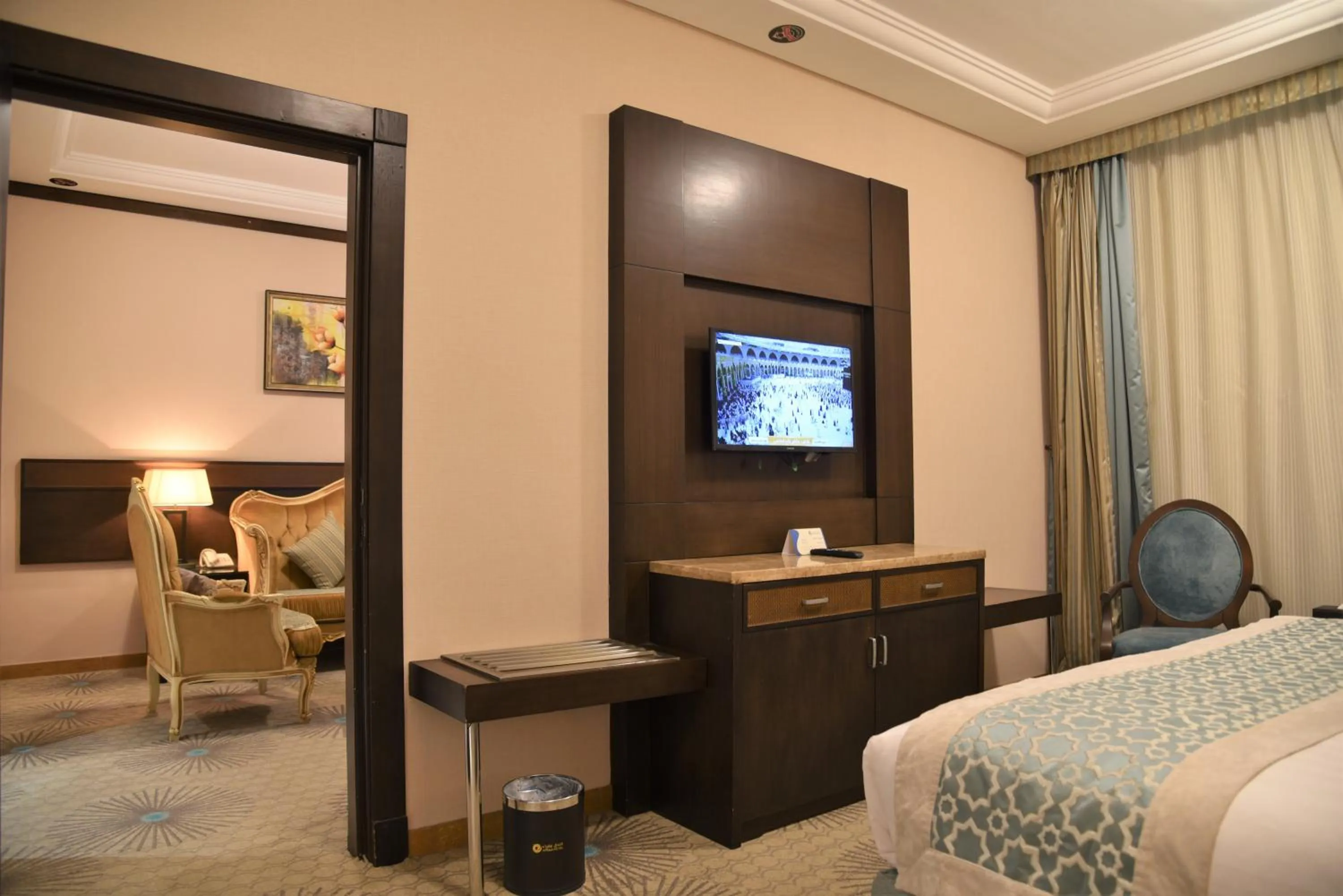 Bedroom, Bed in Afraa Hotel