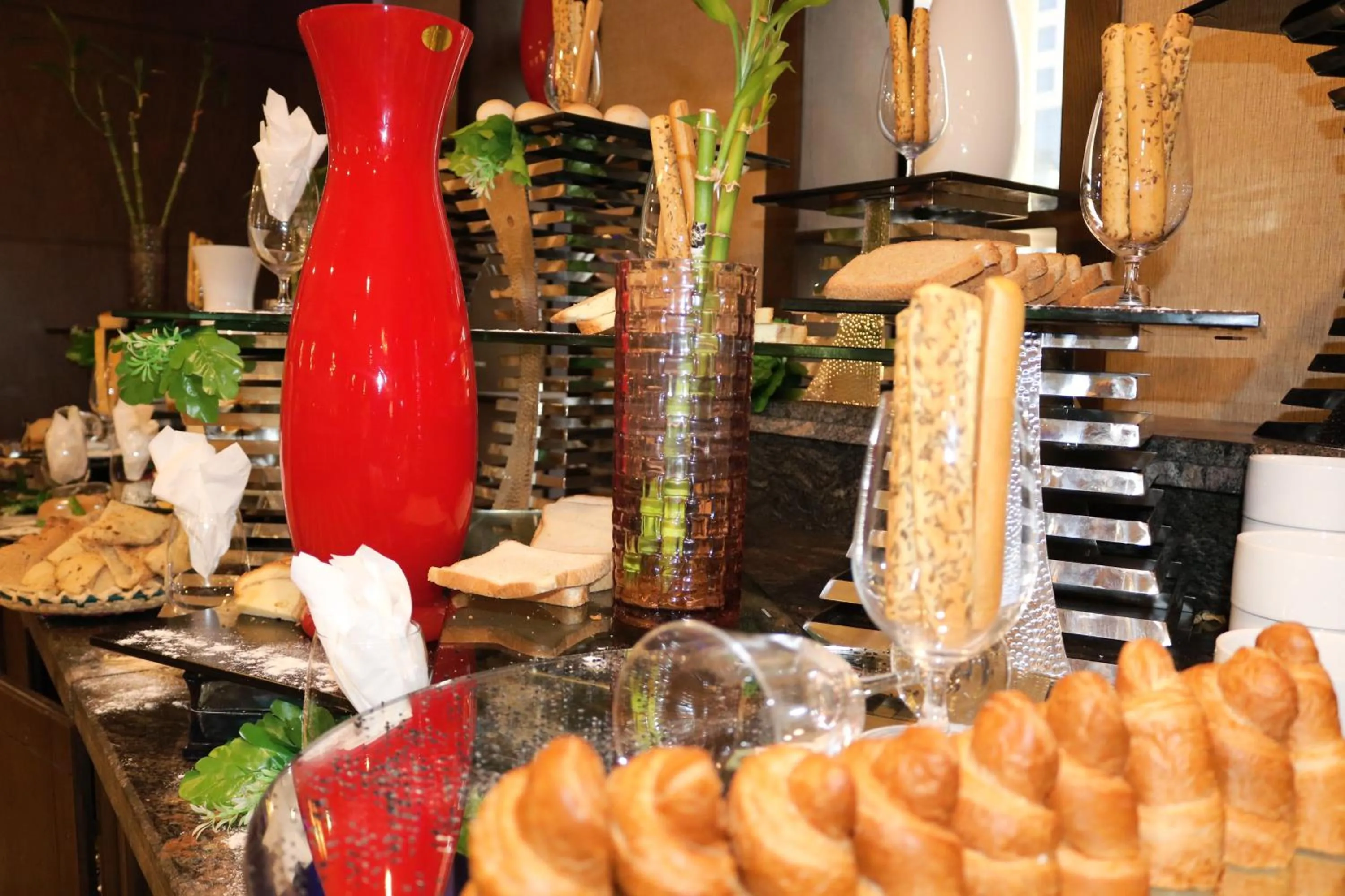 Food and drinks in Afraa Hotel