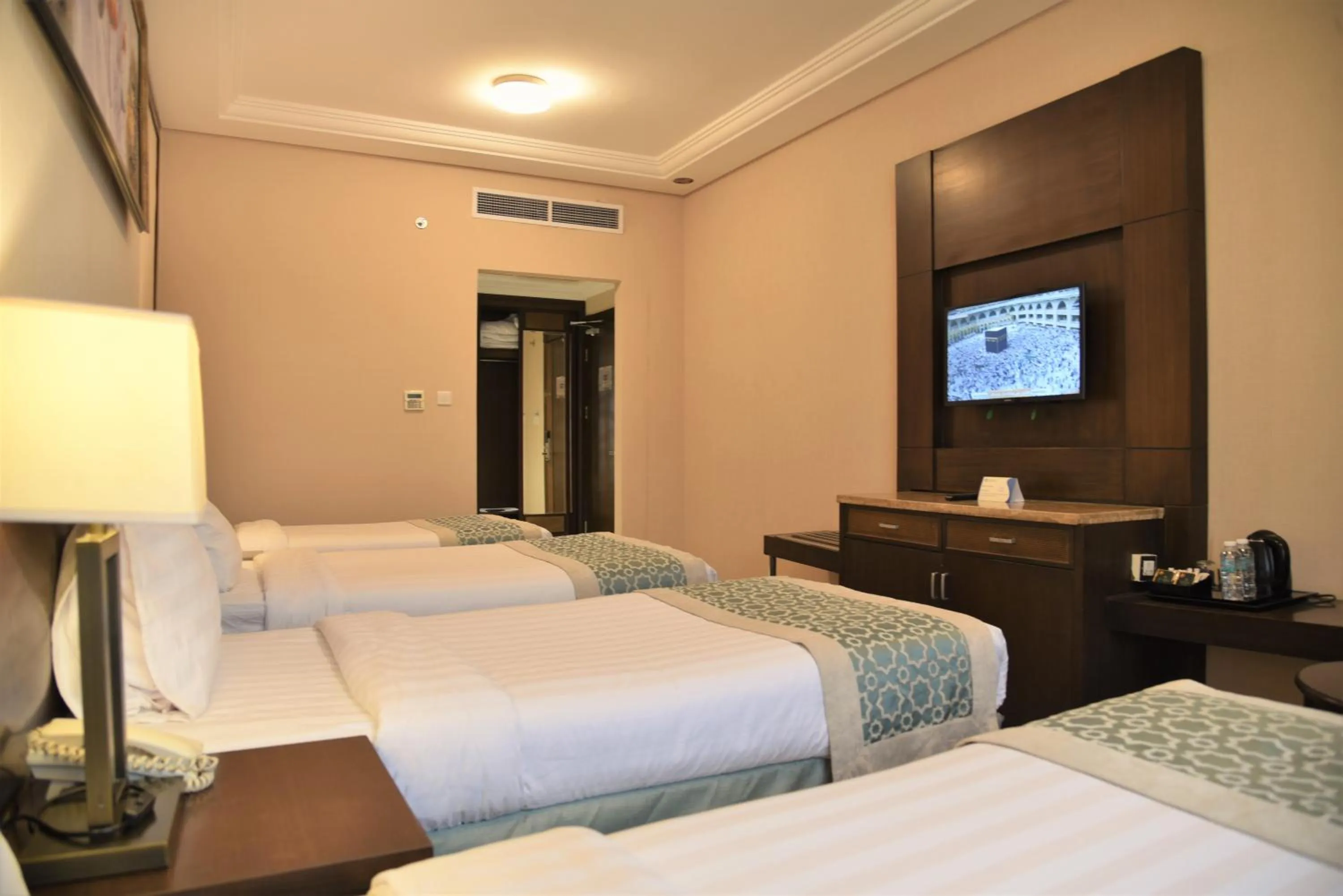 Bedroom, Bed in Afraa Hotel