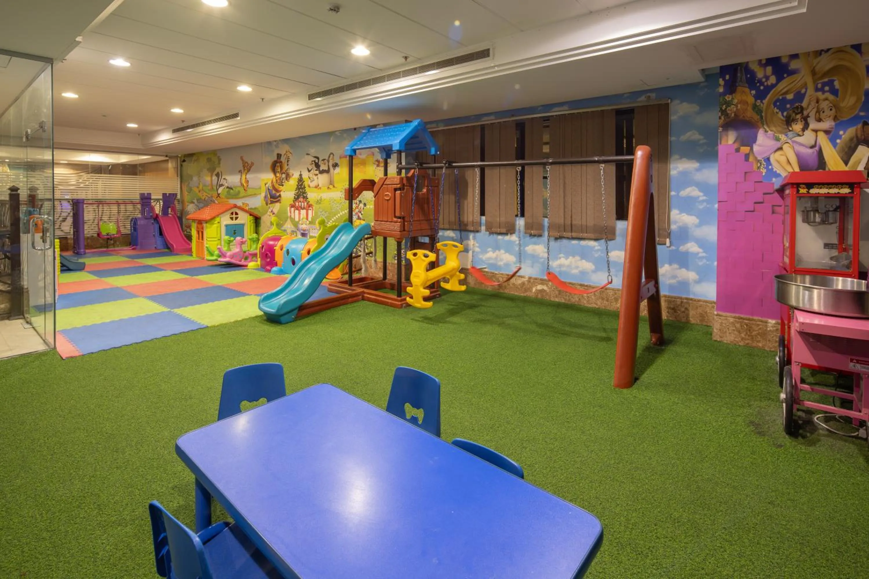 Kids's club in فندق عفراء