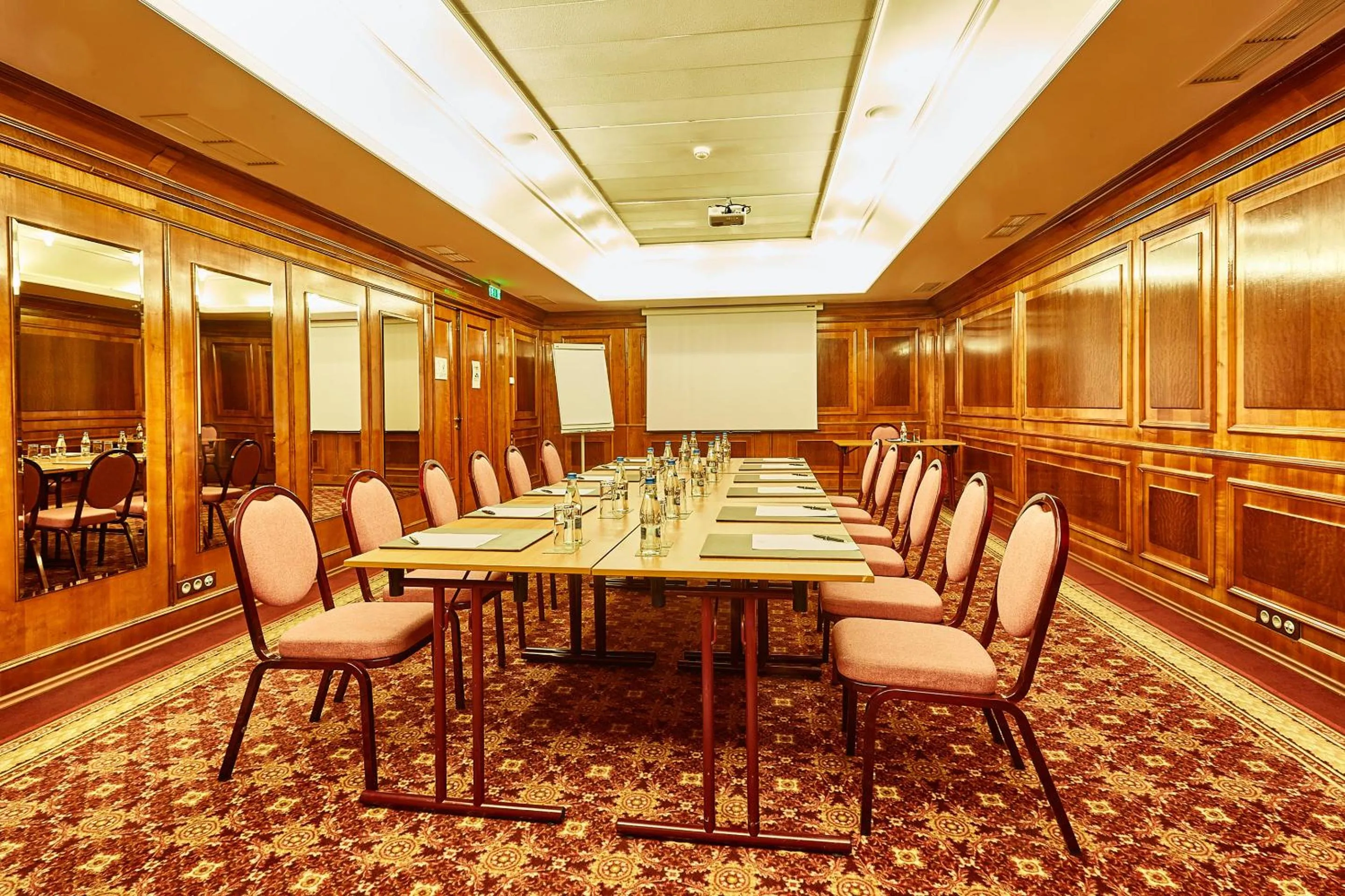 Meeting/conference room in Grand Hotel Continental Bucuresti