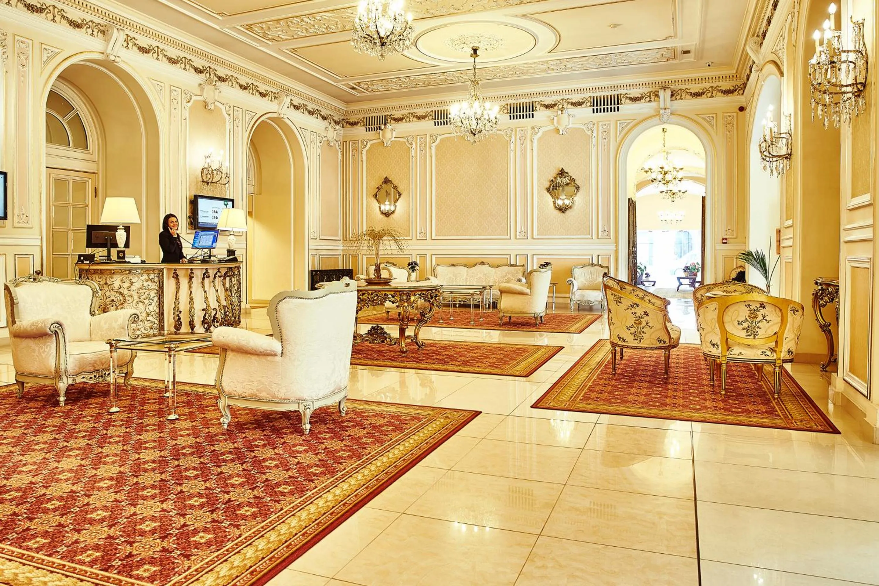 Lobby or reception in Grand Hotel Continental Bucuresti