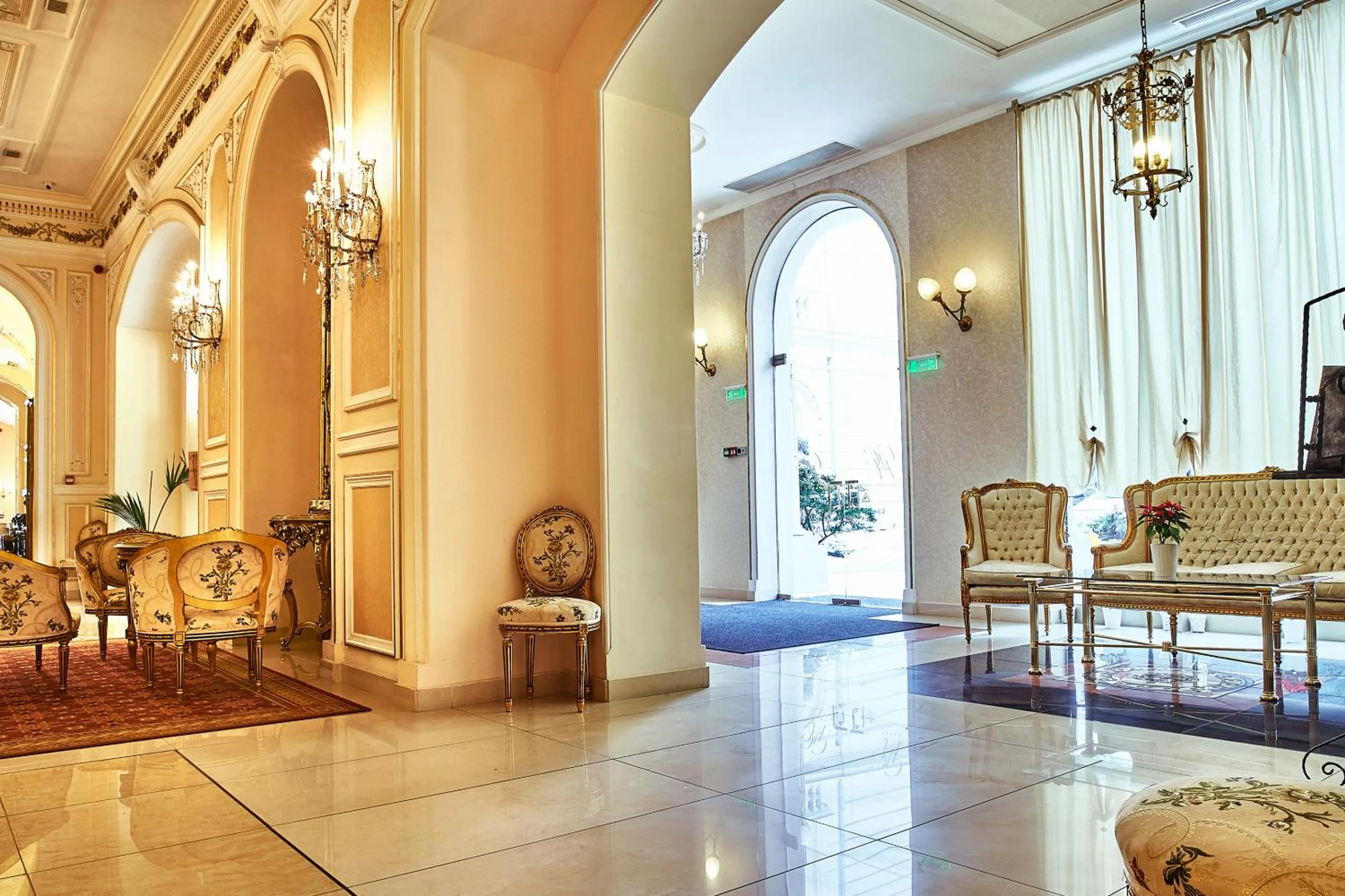 Lobby or reception in Grand Hotel Continental Bucuresti