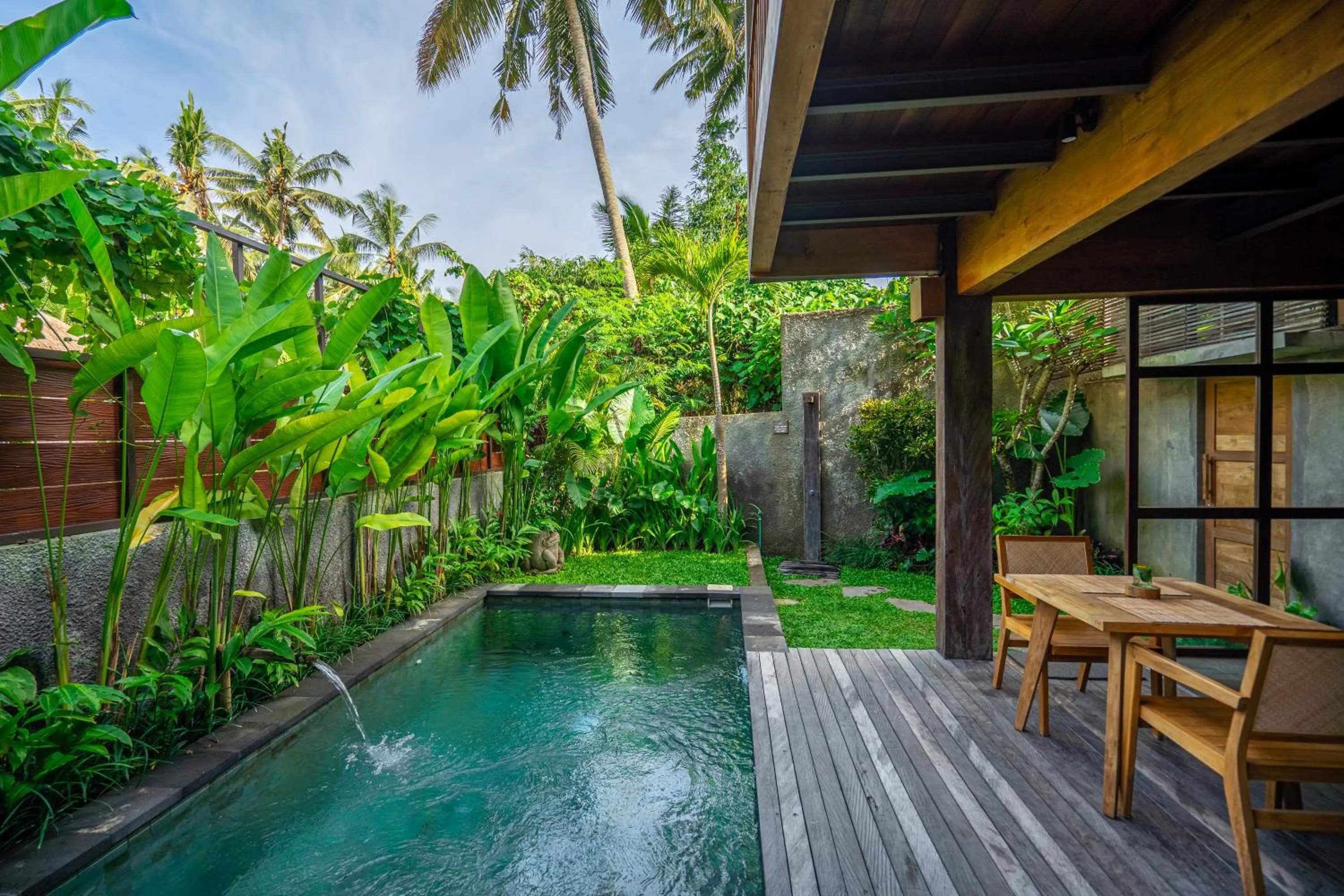 Pool view in Purana Boutique Resort