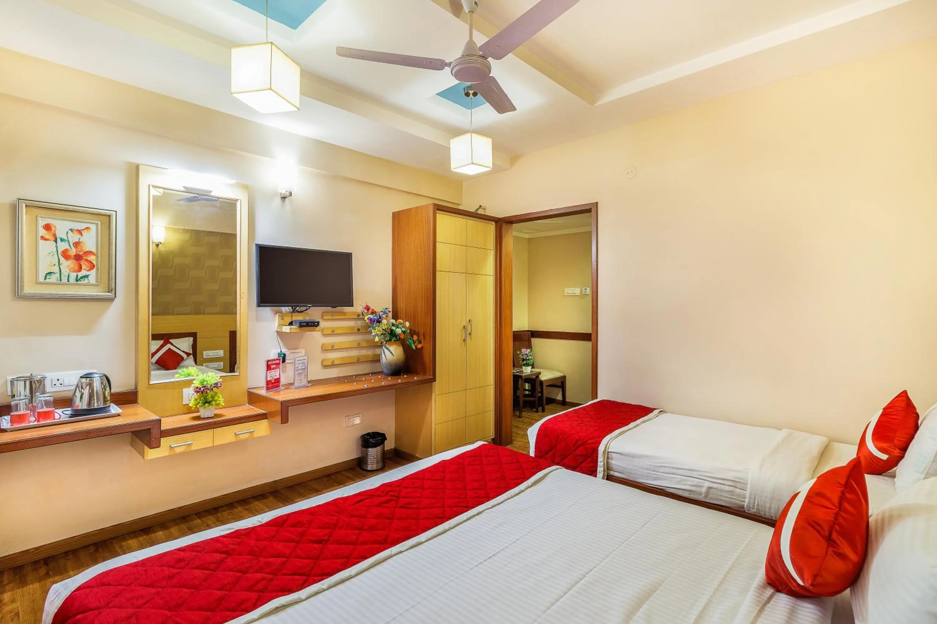 Photo of the whole room, Bed in Octave Kanthi Comforts