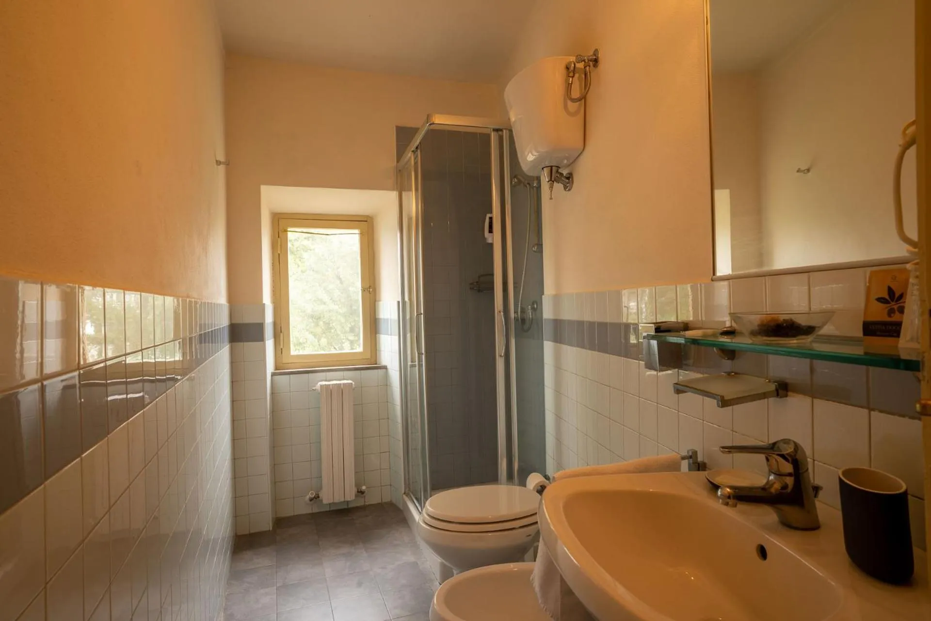 Bathroom in Borgo San Lorenzo a Linari