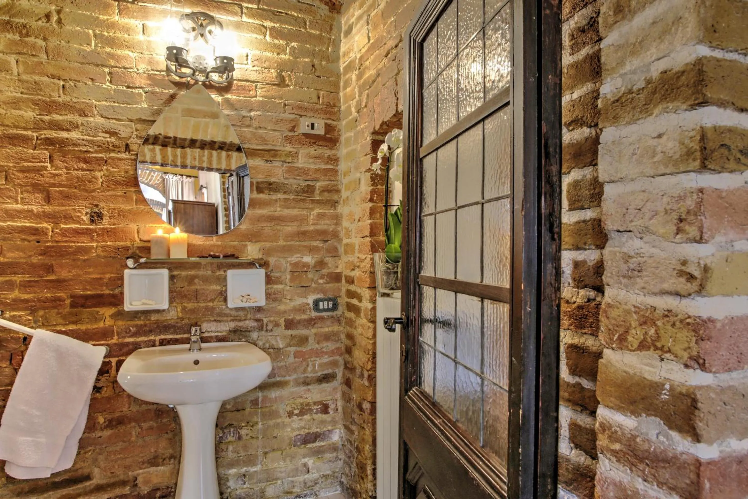 Bathroom in Borgo San Lorenzo a Linari