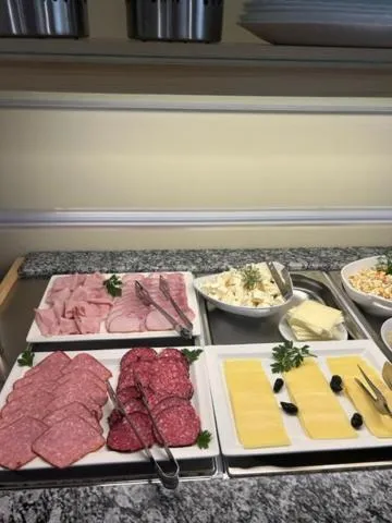 Buffet breakfast in Hotel Pacific